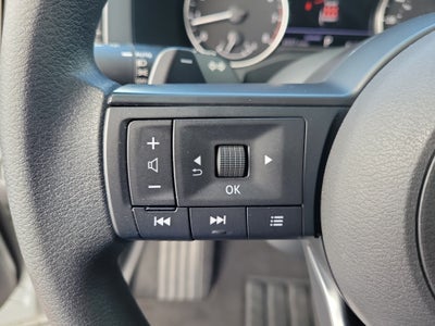 2025 Nissan Pathfinder S