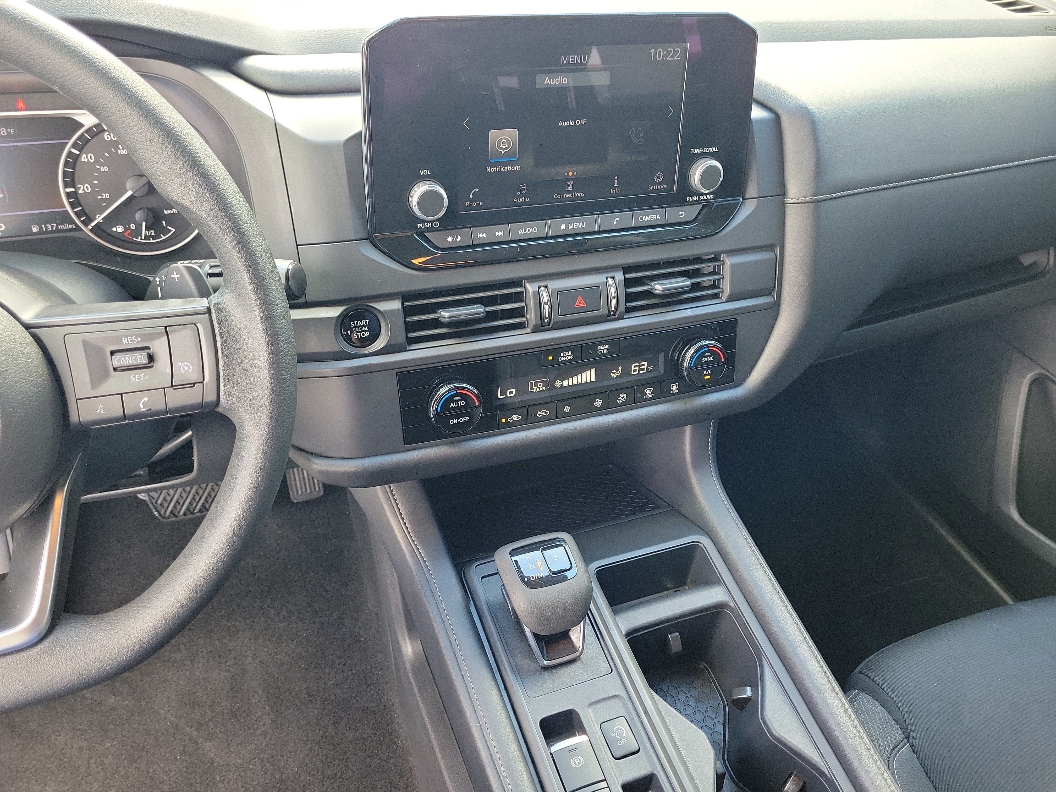 2025 Nissan Pathfinder S