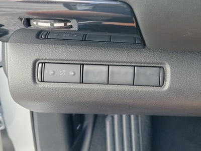 2025 Nissan Pathfinder S