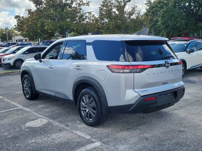 2025 Nissan Pathfinder S