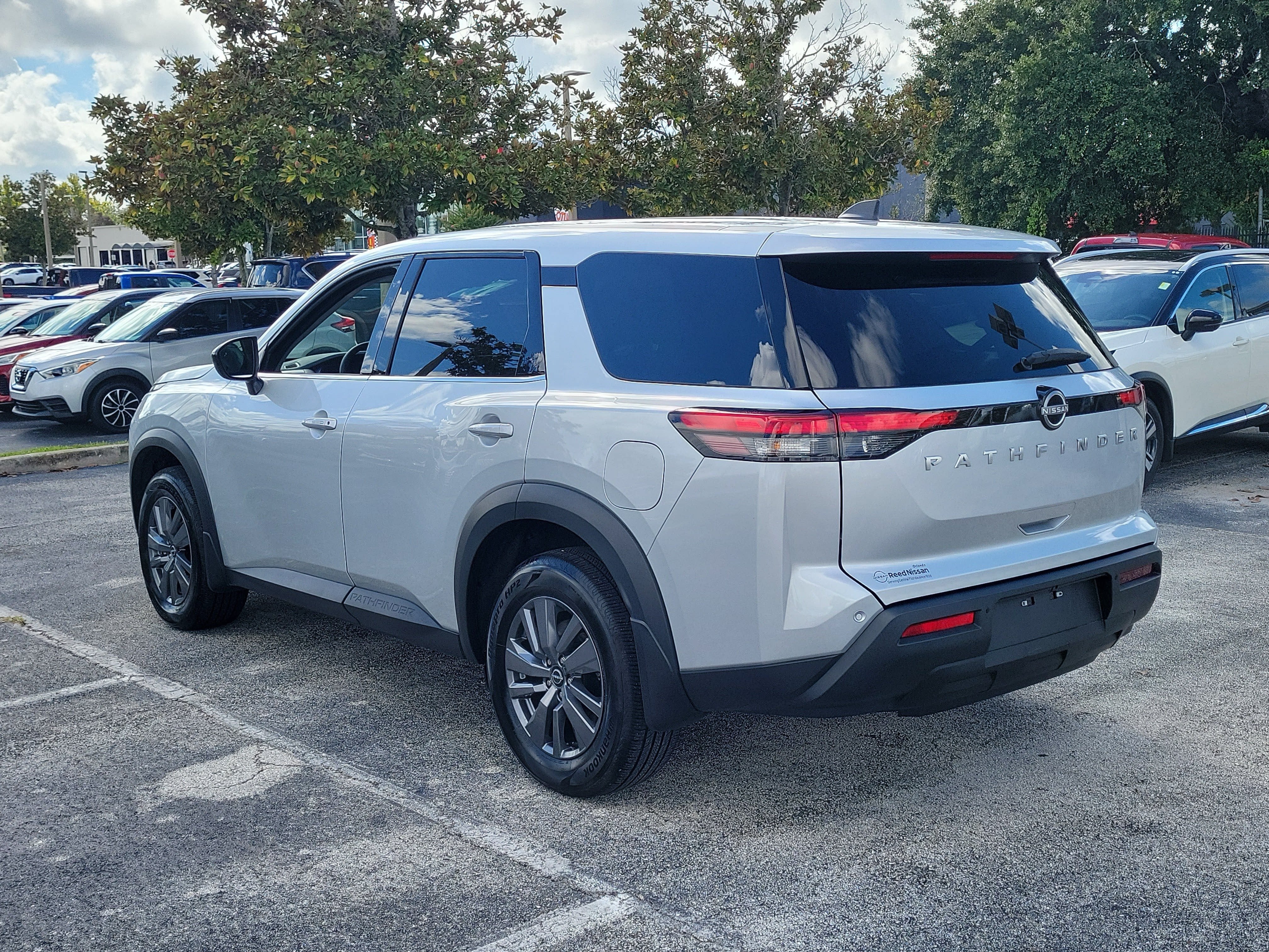 2025 Nissan Pathfinder S