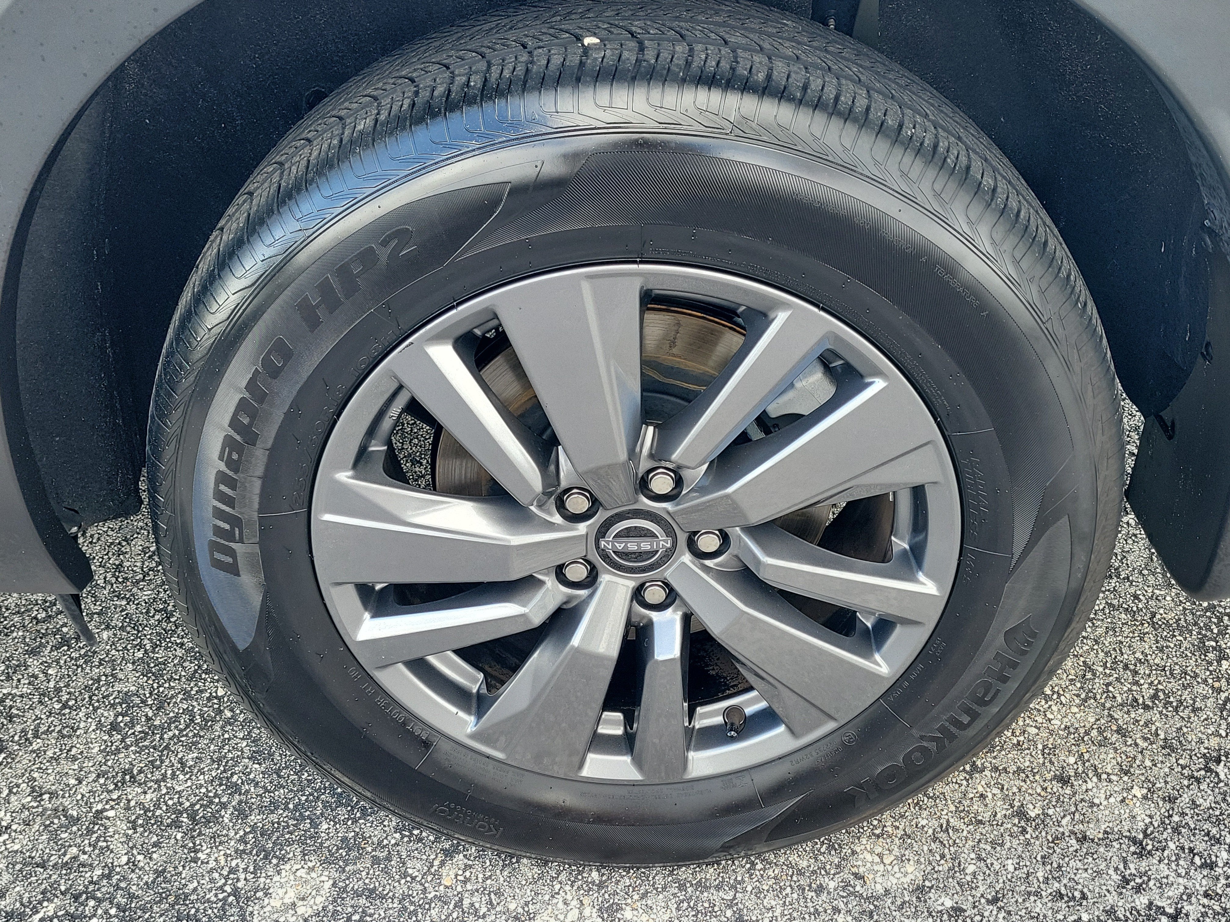 2025 Nissan Pathfinder S