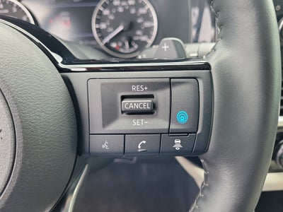 2024 Nissan Pathfinder SL