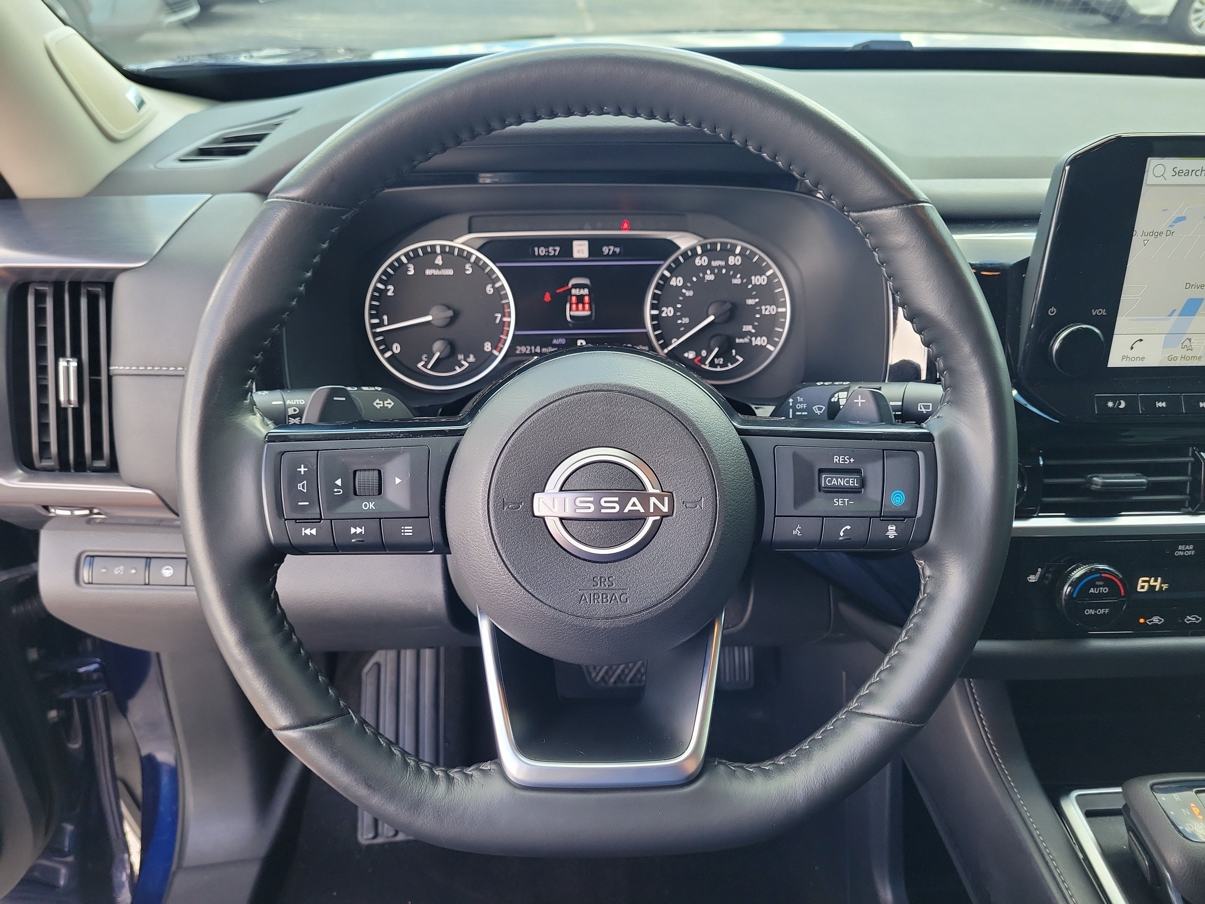 2024 Nissan Pathfinder SL