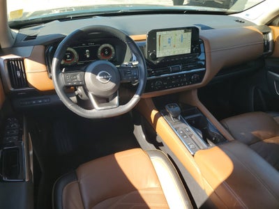 2023 Nissan Pathfinder Platinum