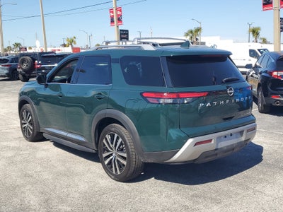 2023 Nissan Pathfinder Platinum