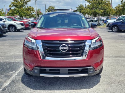 2022 Nissan Pathfinder Platinum