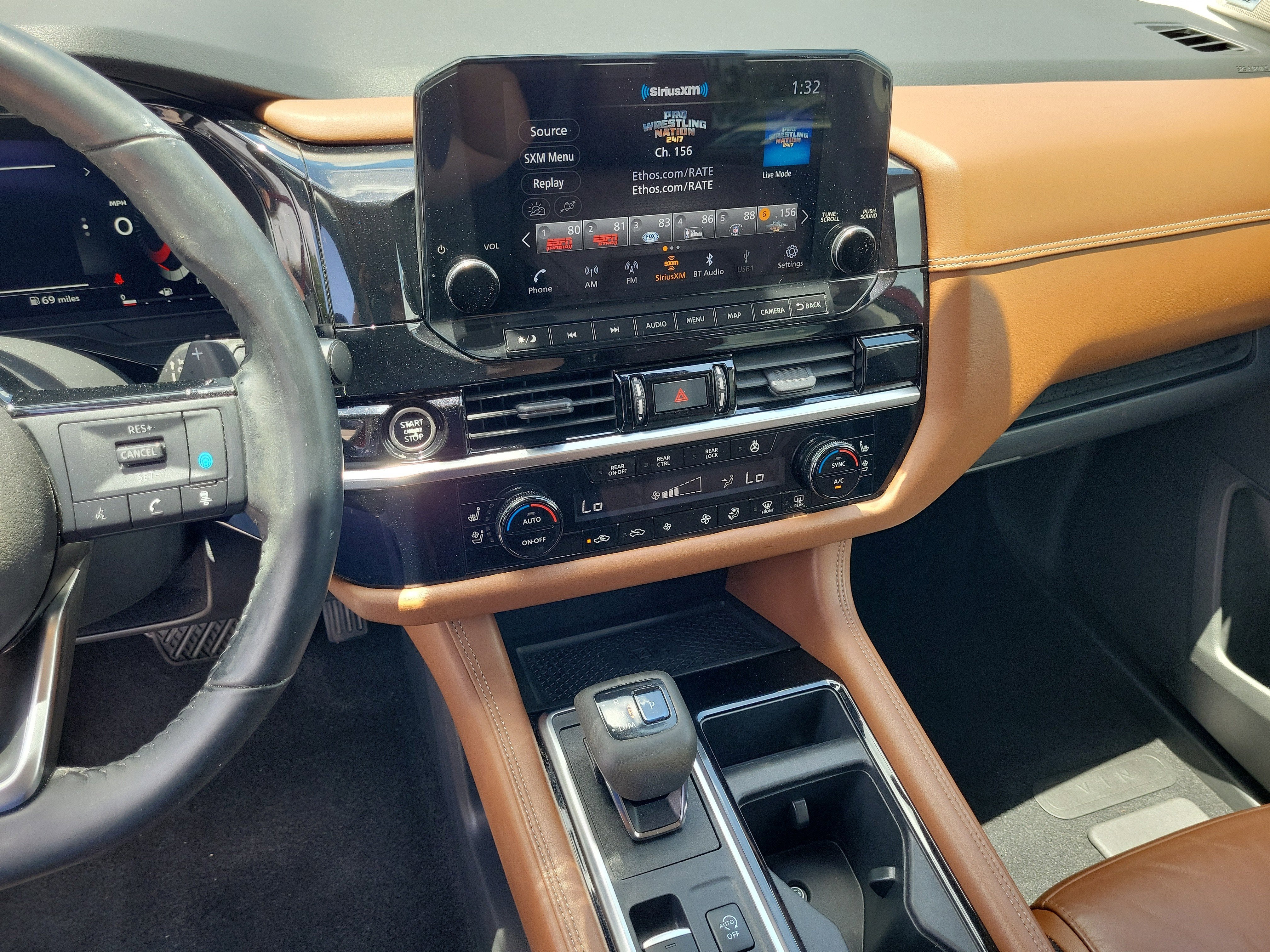 2022 Nissan Pathfinder Platinum