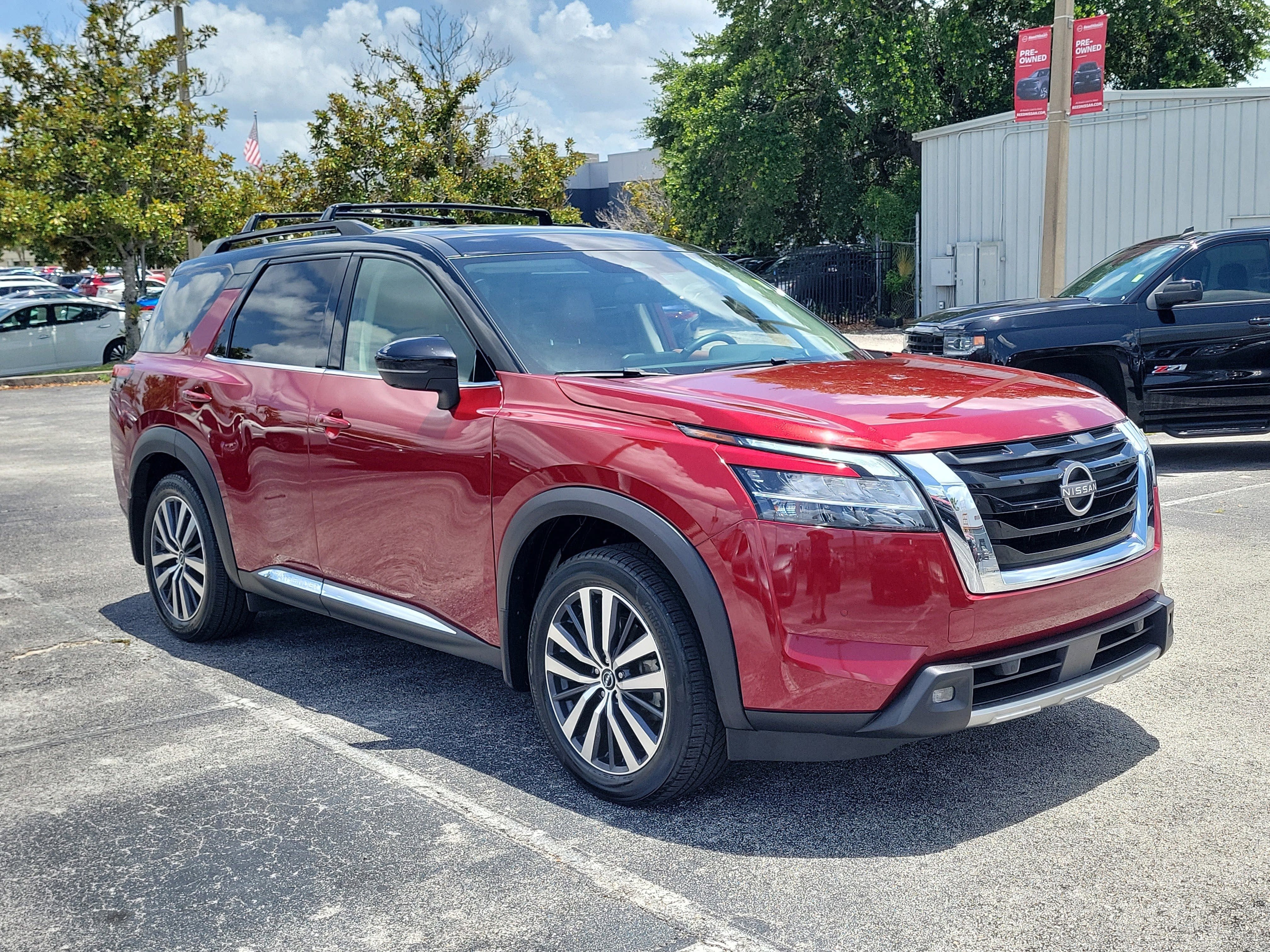 2022 Nissan Pathfinder Platinum