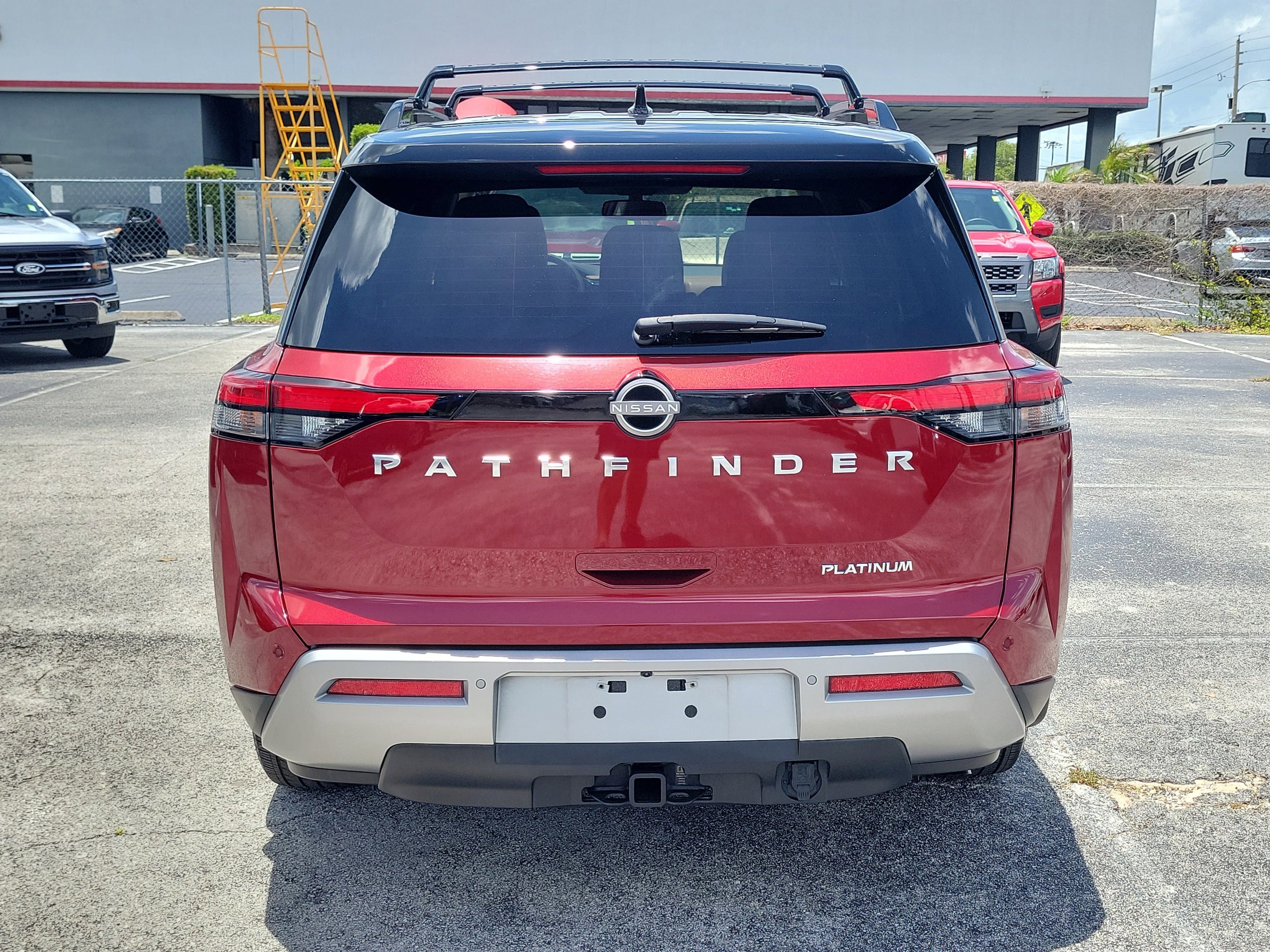 2022 Nissan Pathfinder Platinum