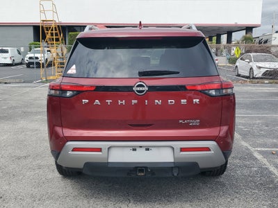 2023 Nissan Pathfinder Platinum