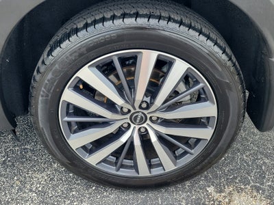 2022 Nissan Pathfinder Platinum