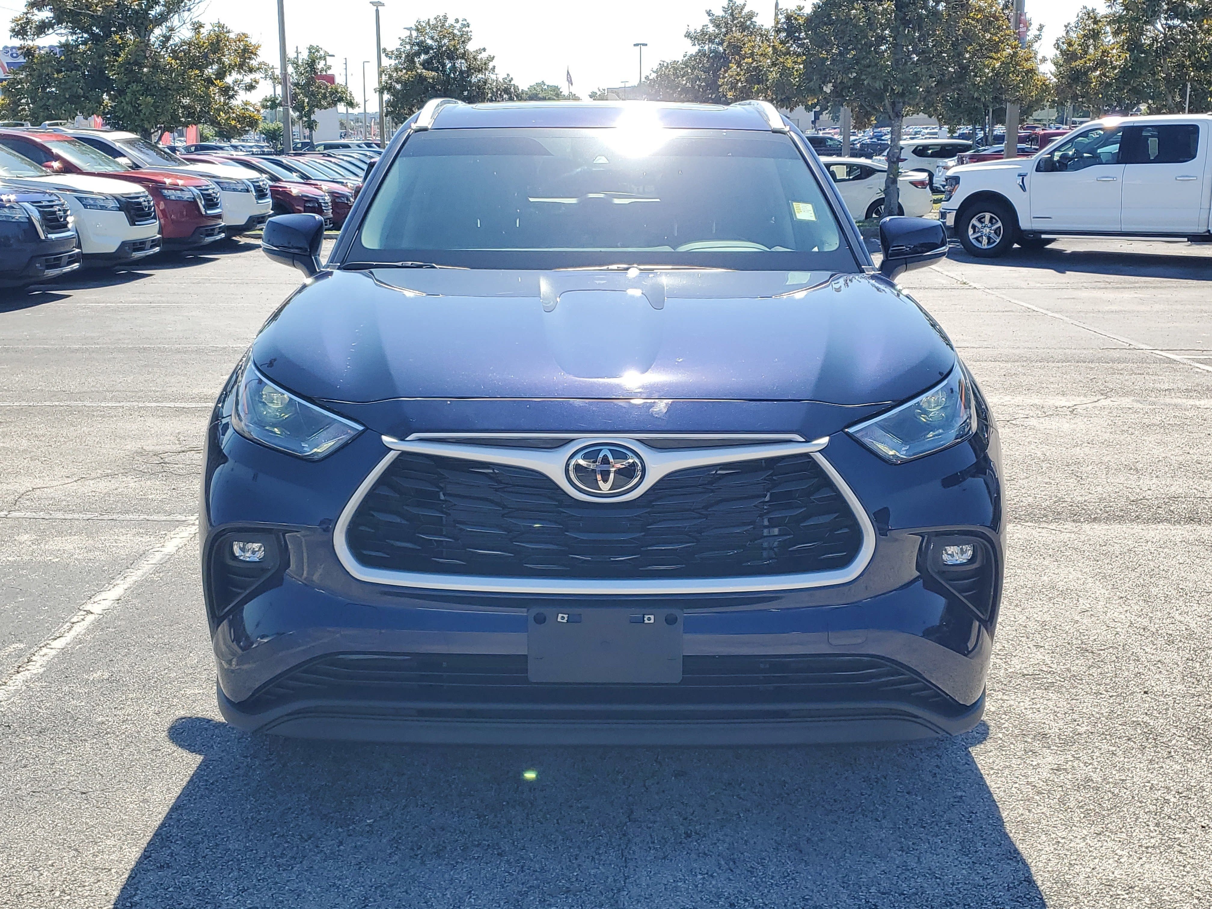 2025 Toyota Highlander XLE