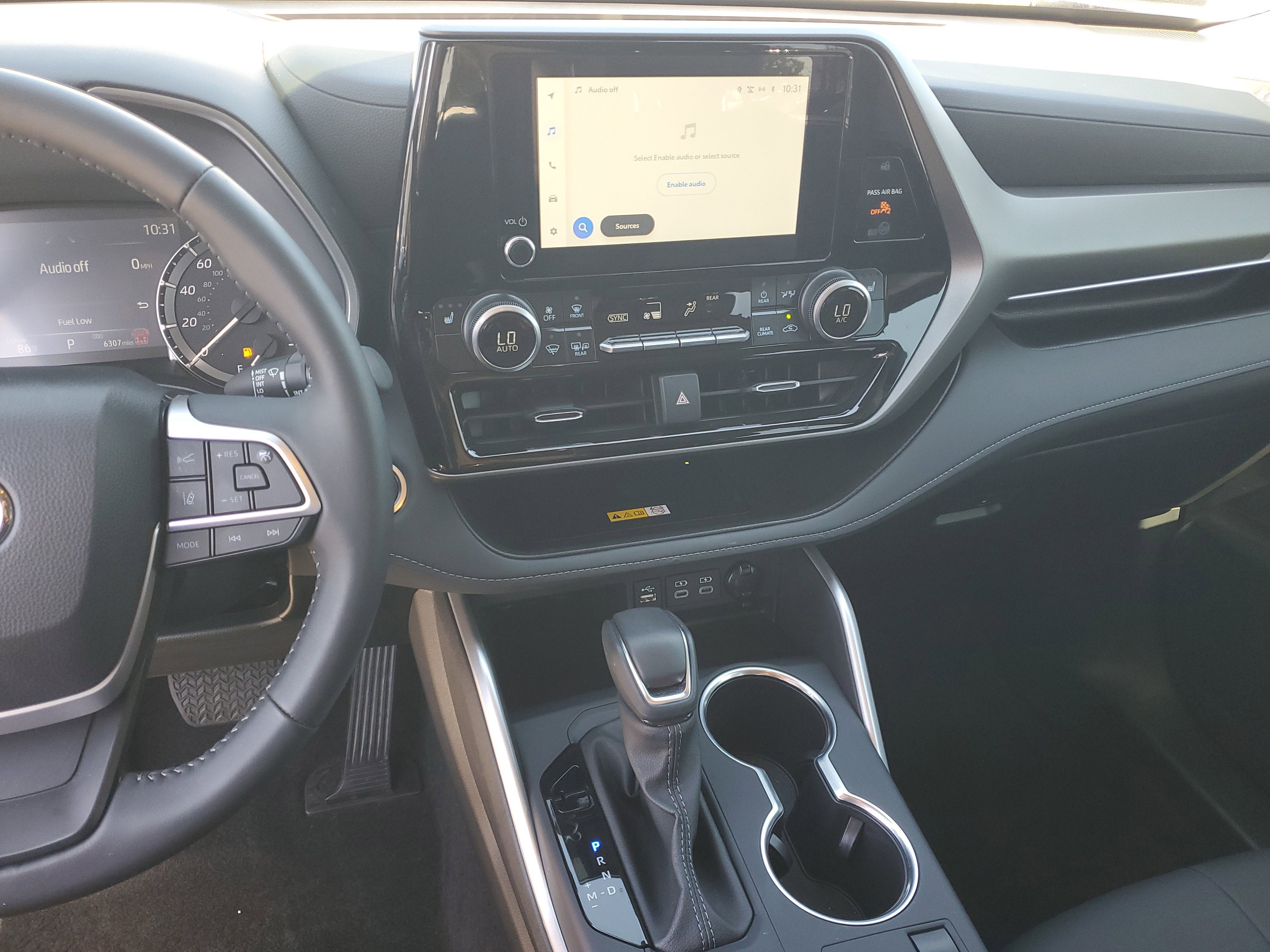 2025 Toyota Highlander XLE