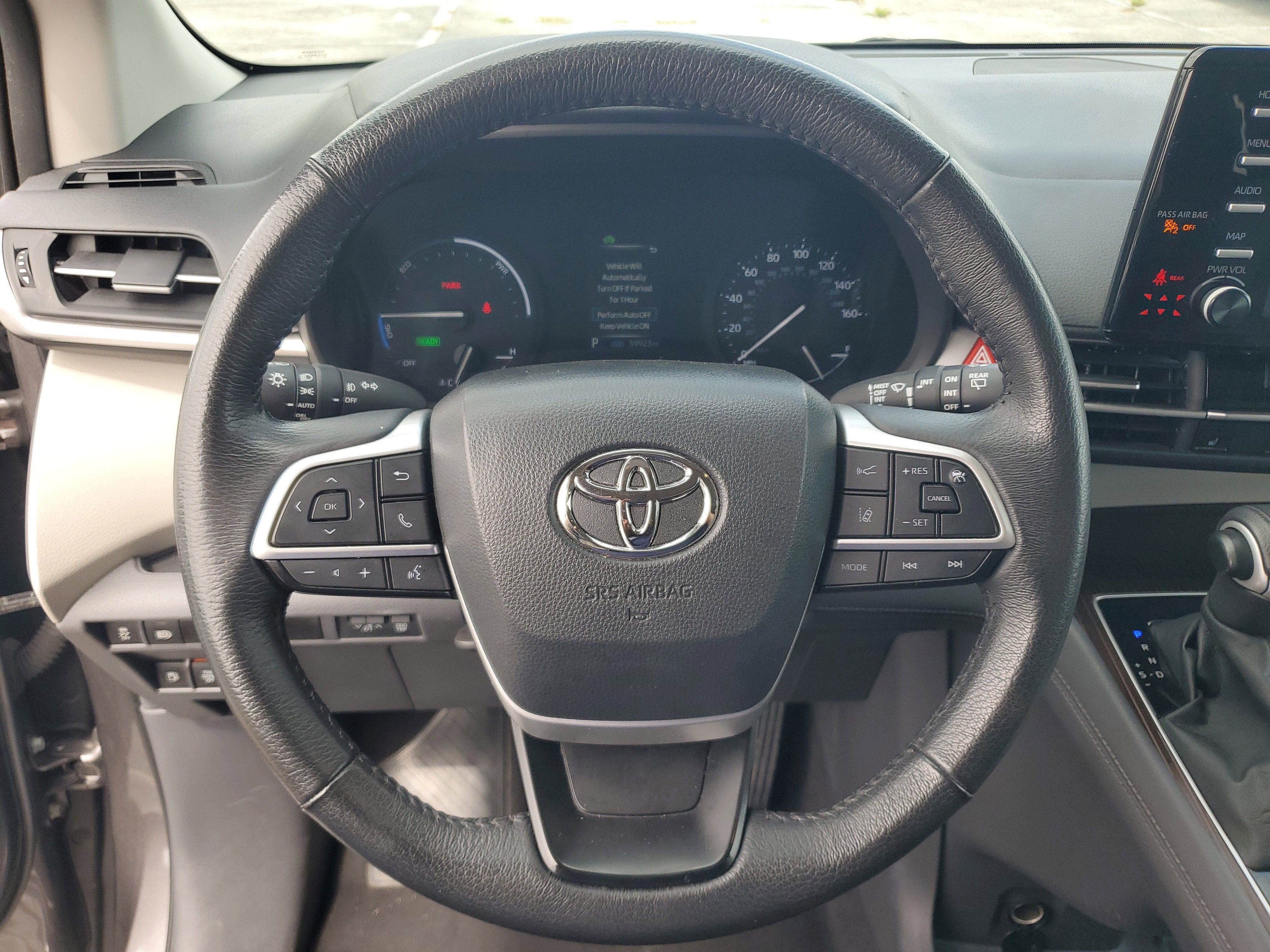 2024 Toyota Sienna XLE