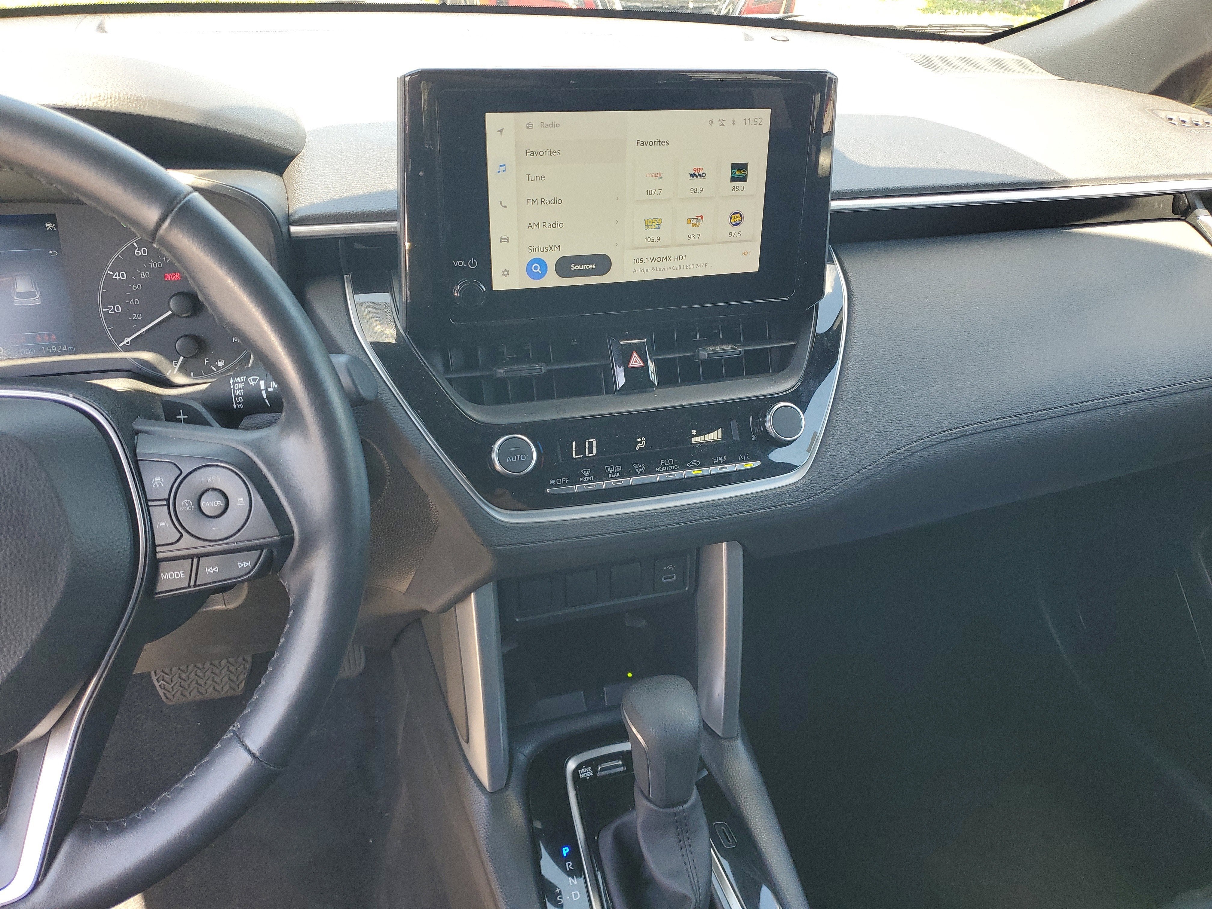 2024 Toyota Corolla Cross Hybrid SE