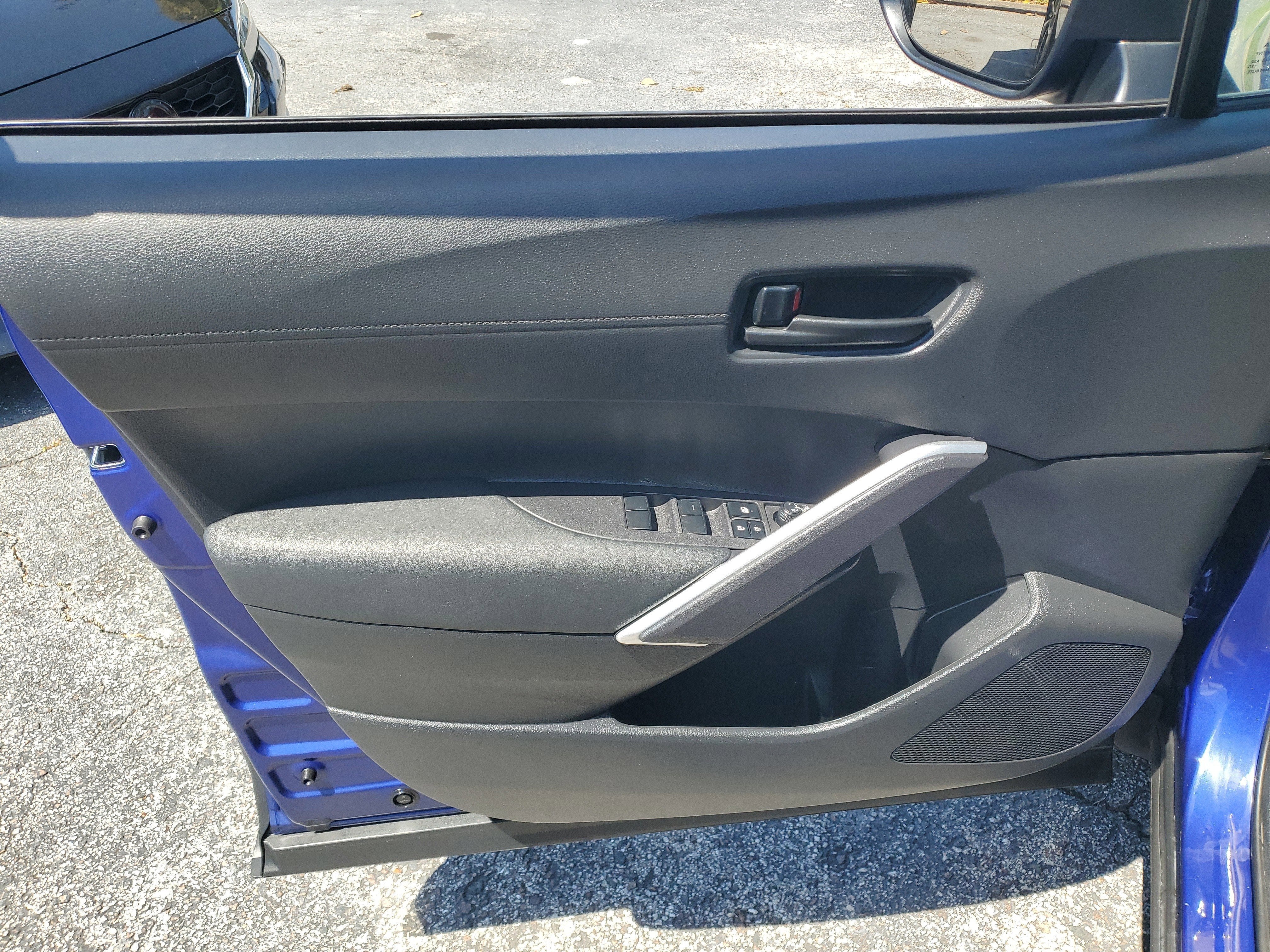 2024 Toyota Corolla Cross Hybrid SE