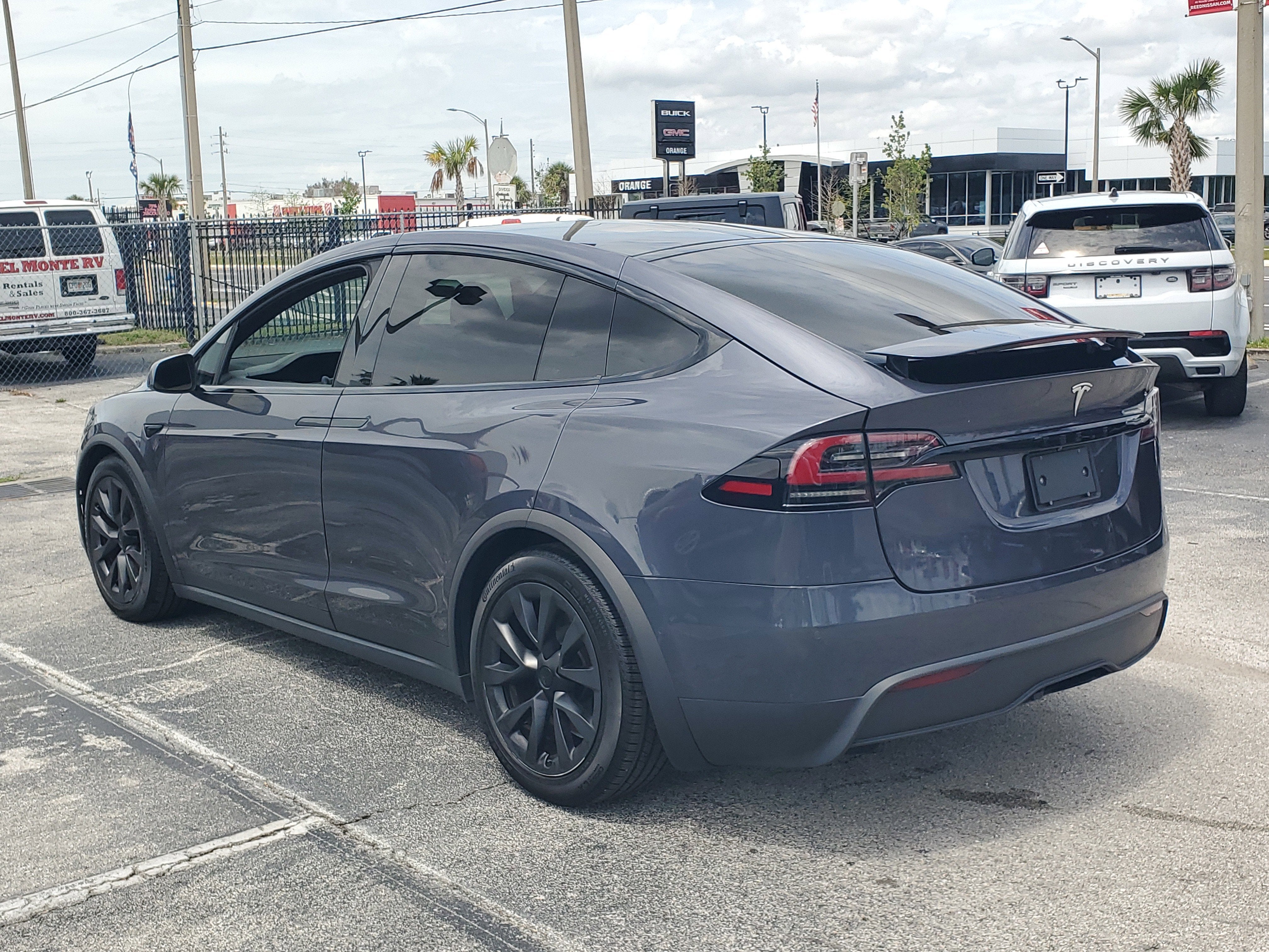 2023 Tesla Model X Standard Range