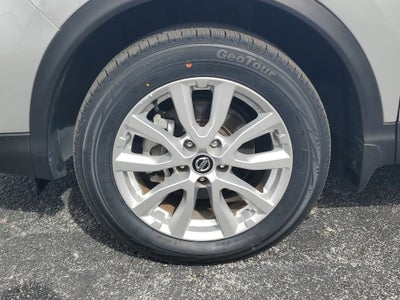 2022 Nissan Rogue Sport S