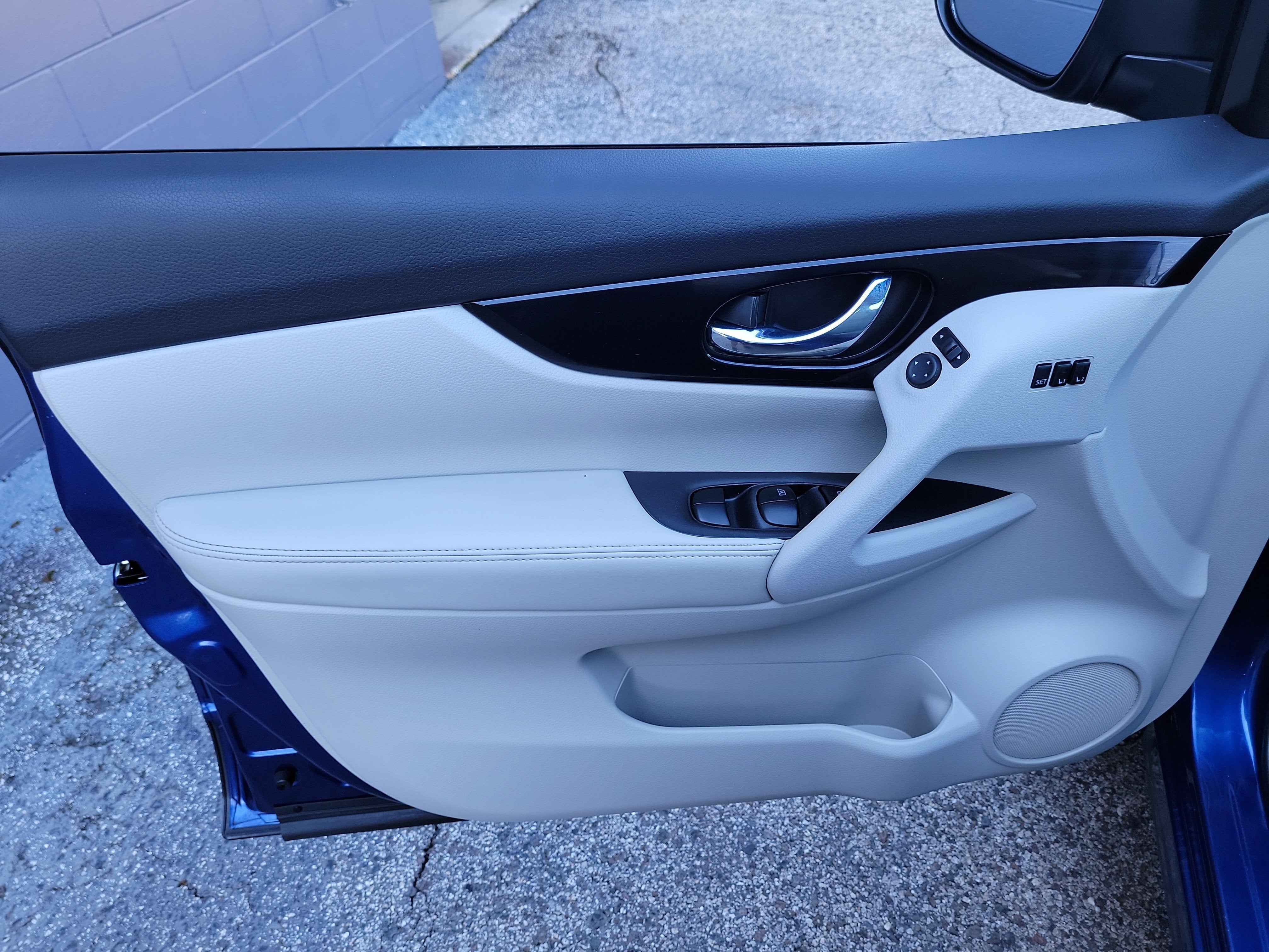 2021 Nissan Rogue Sport SV