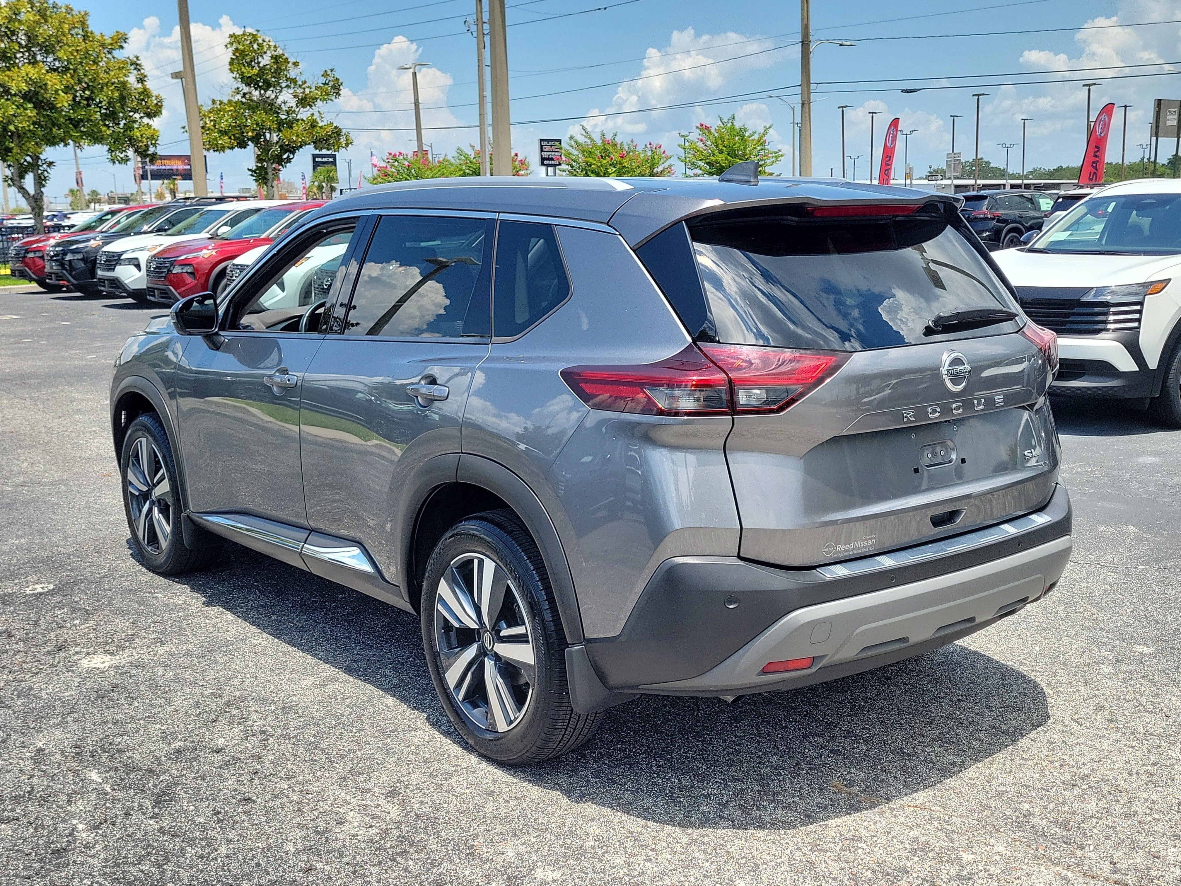 2021 Nissan Rogue SL