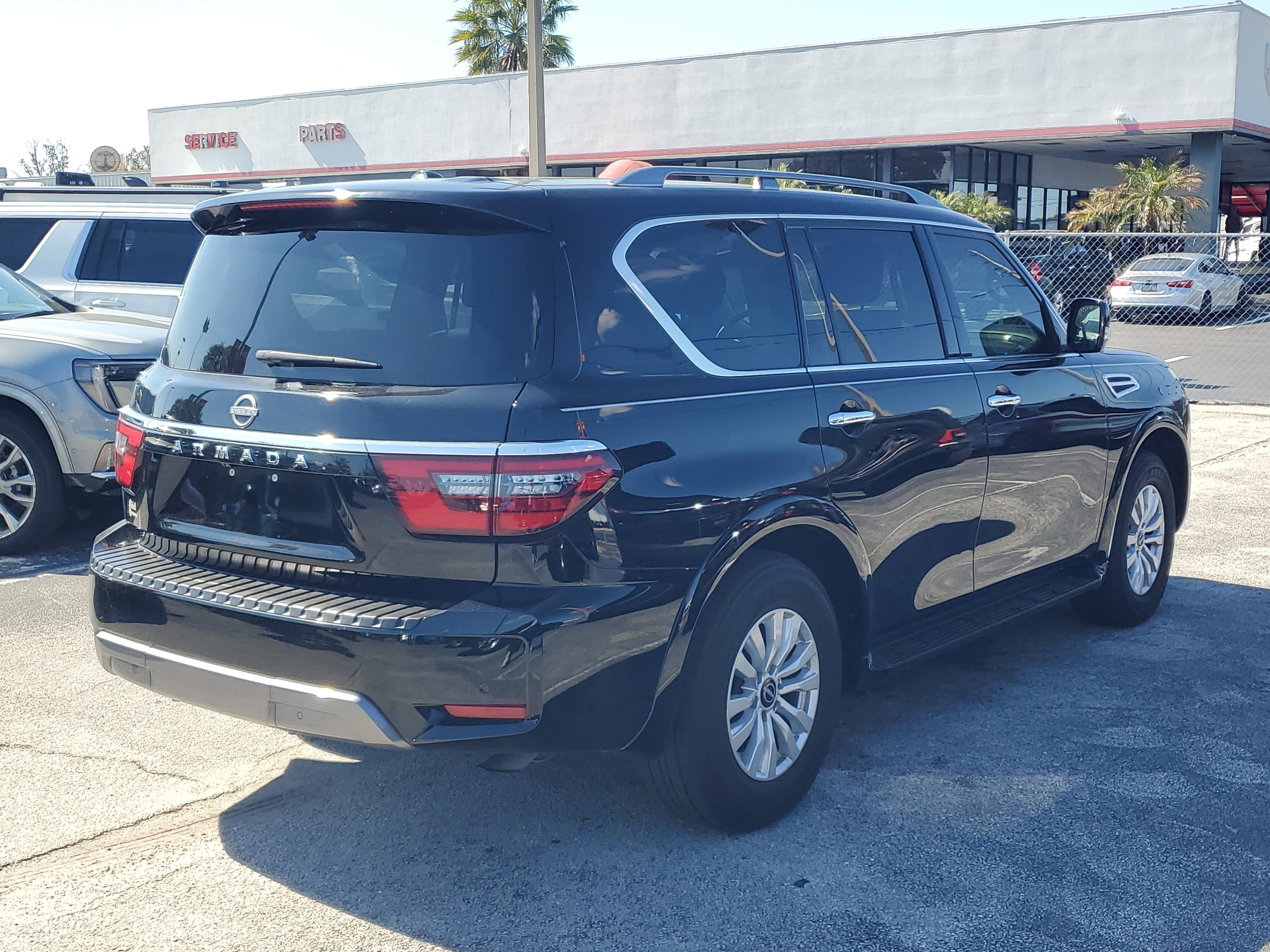 2023 Nissan Armada SV