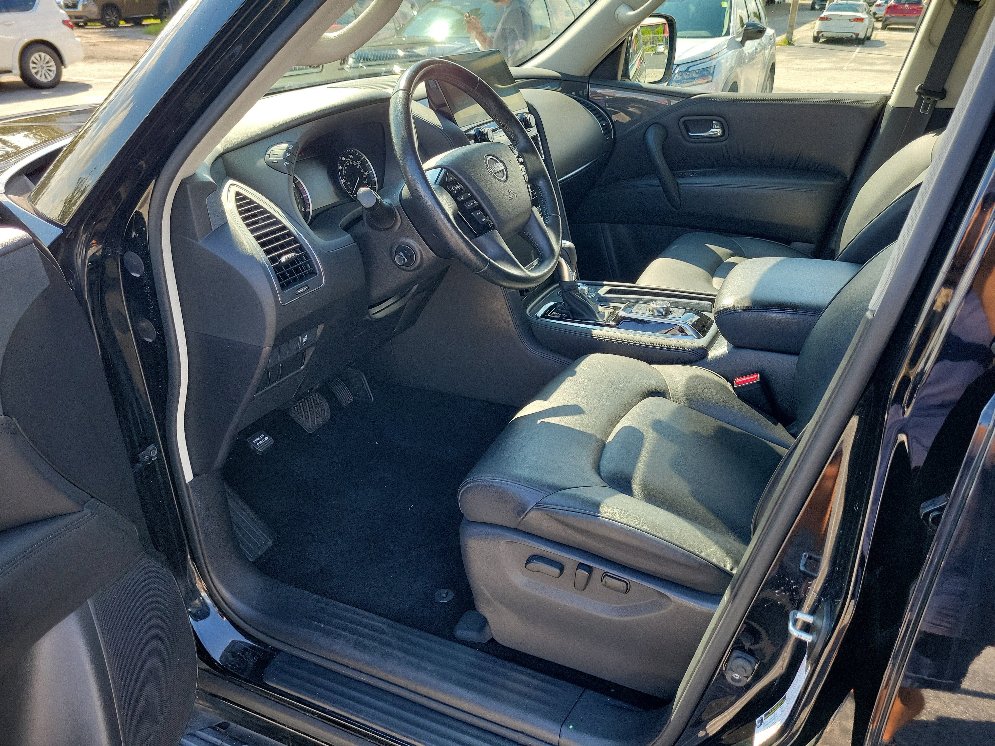 2022 Nissan Armada SV