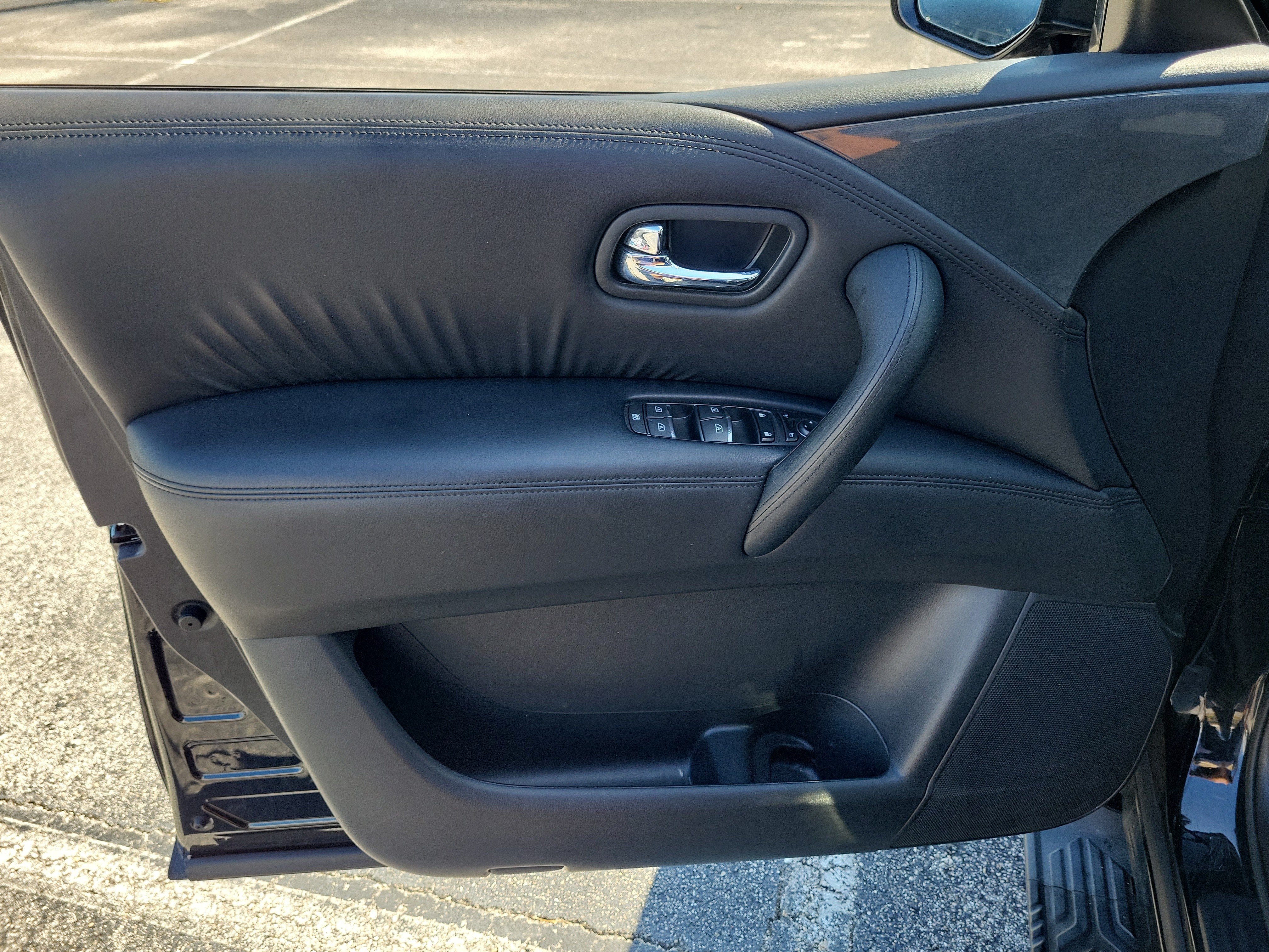 2022 Nissan Armada SV