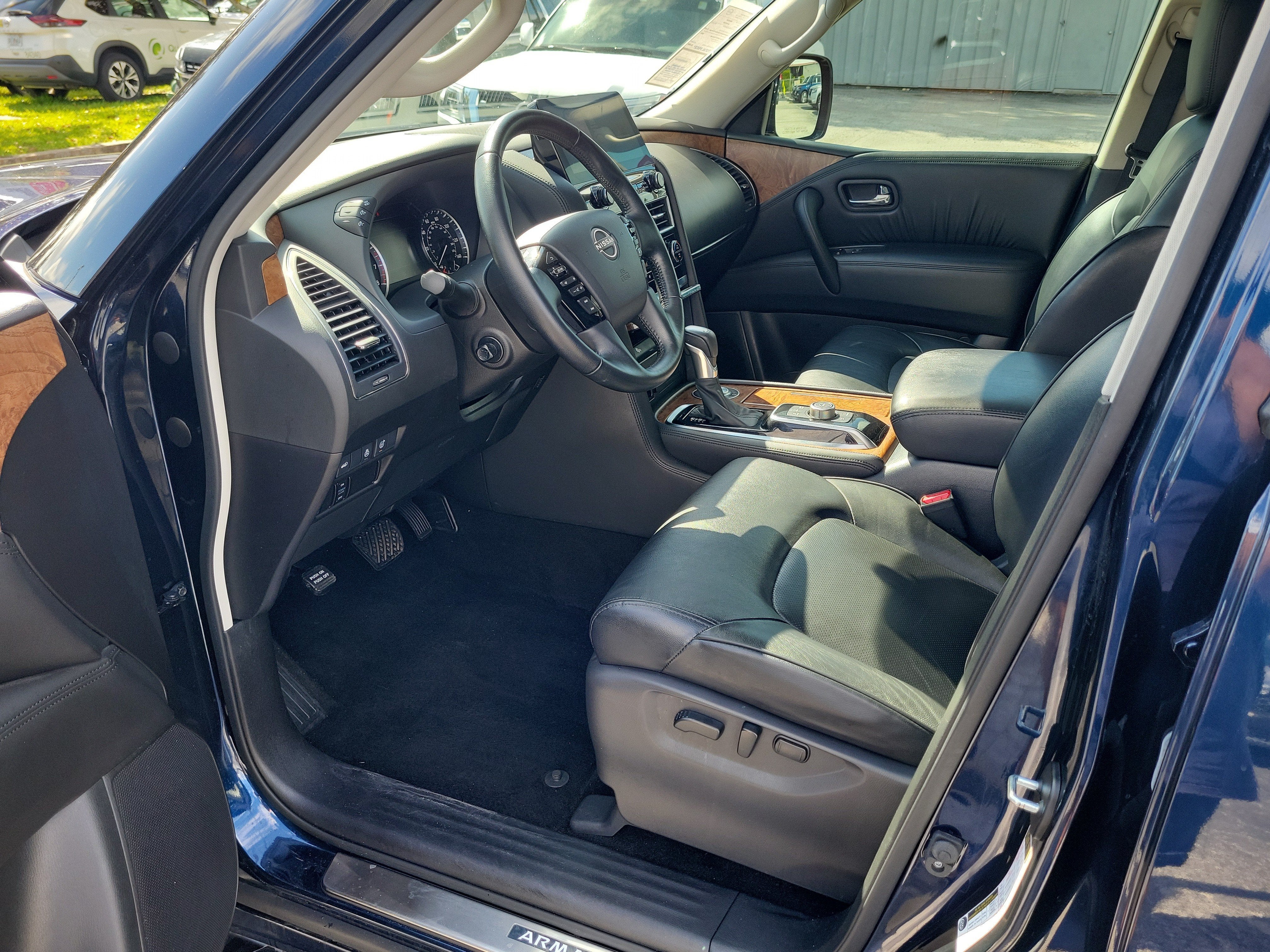 2024 Nissan Armada SL