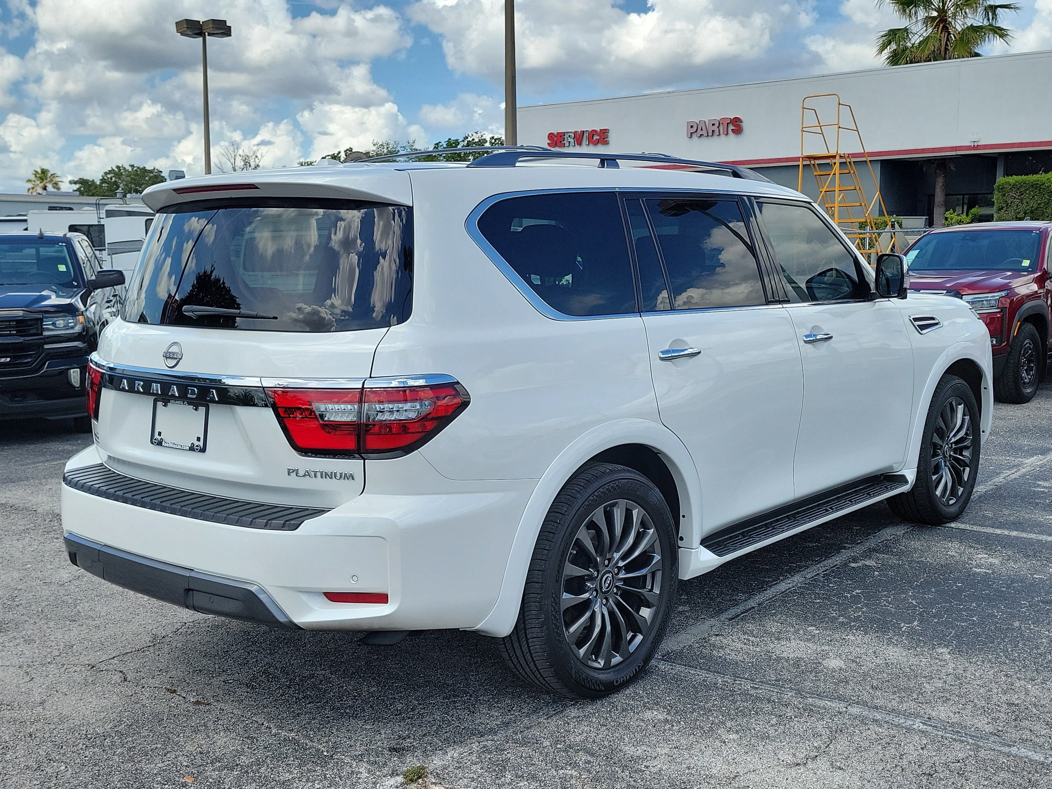 2023 Nissan Armada Platinum