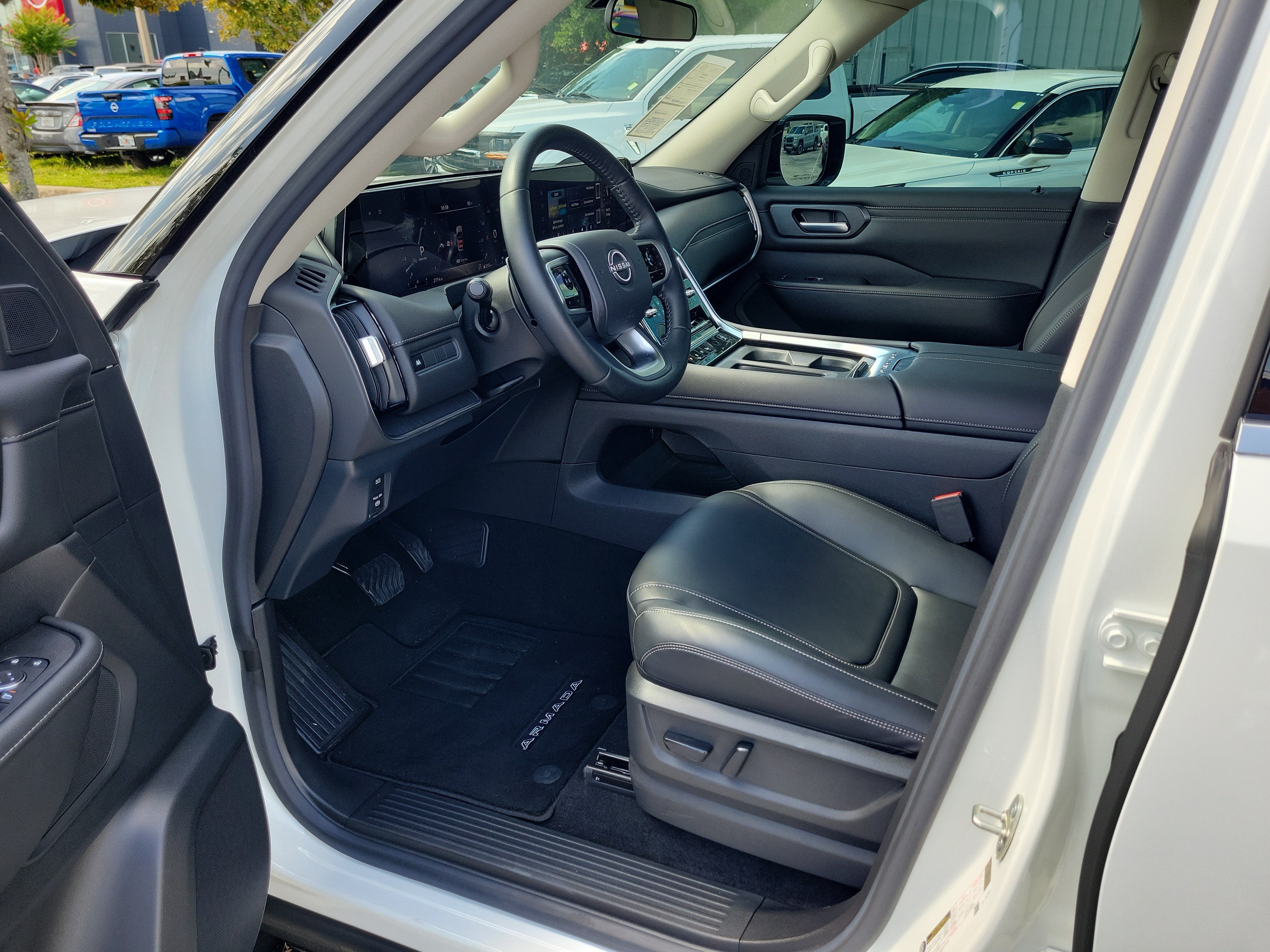 2025 Nissan Armada SV