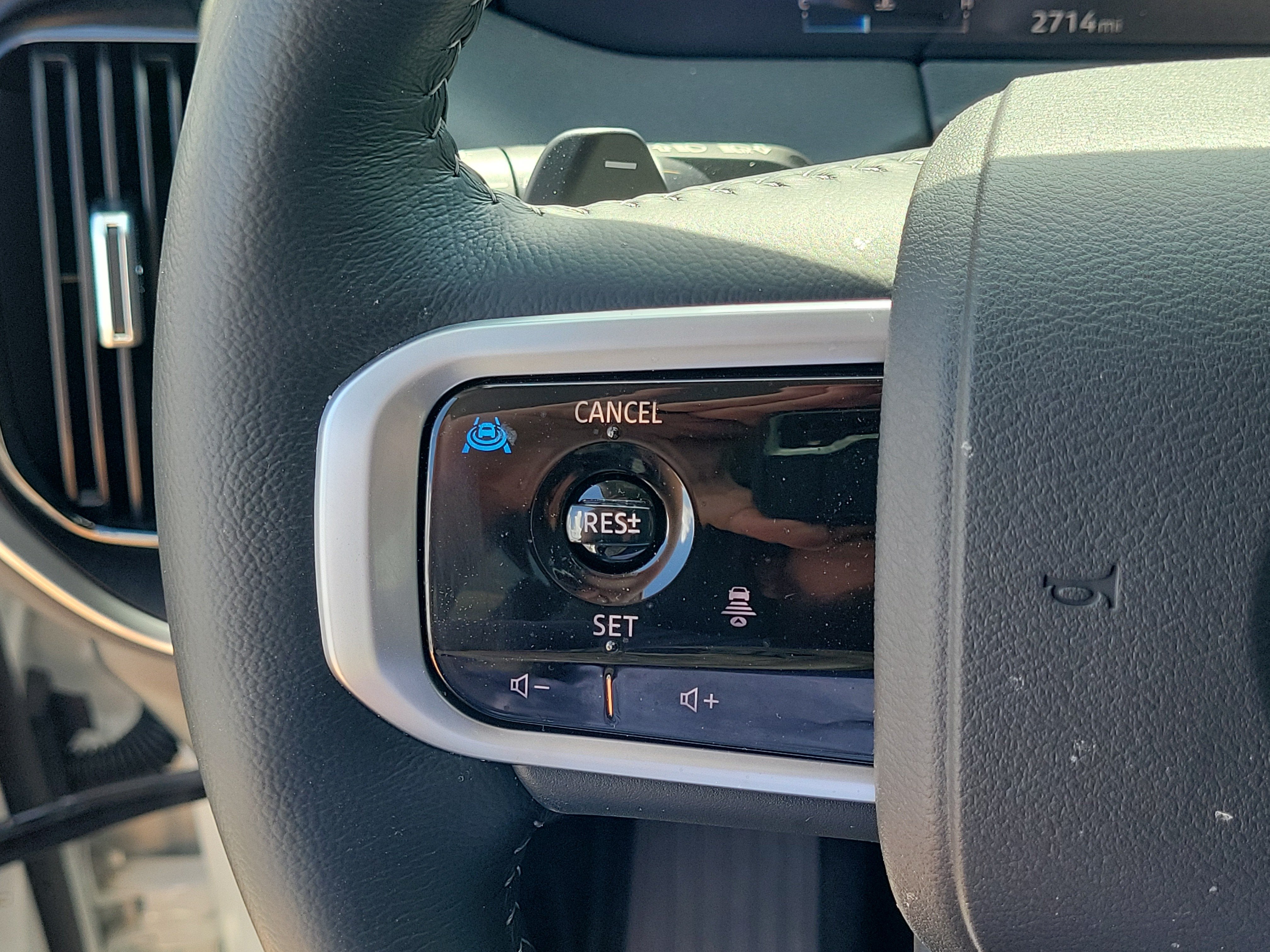 2025 Nissan Armada SV