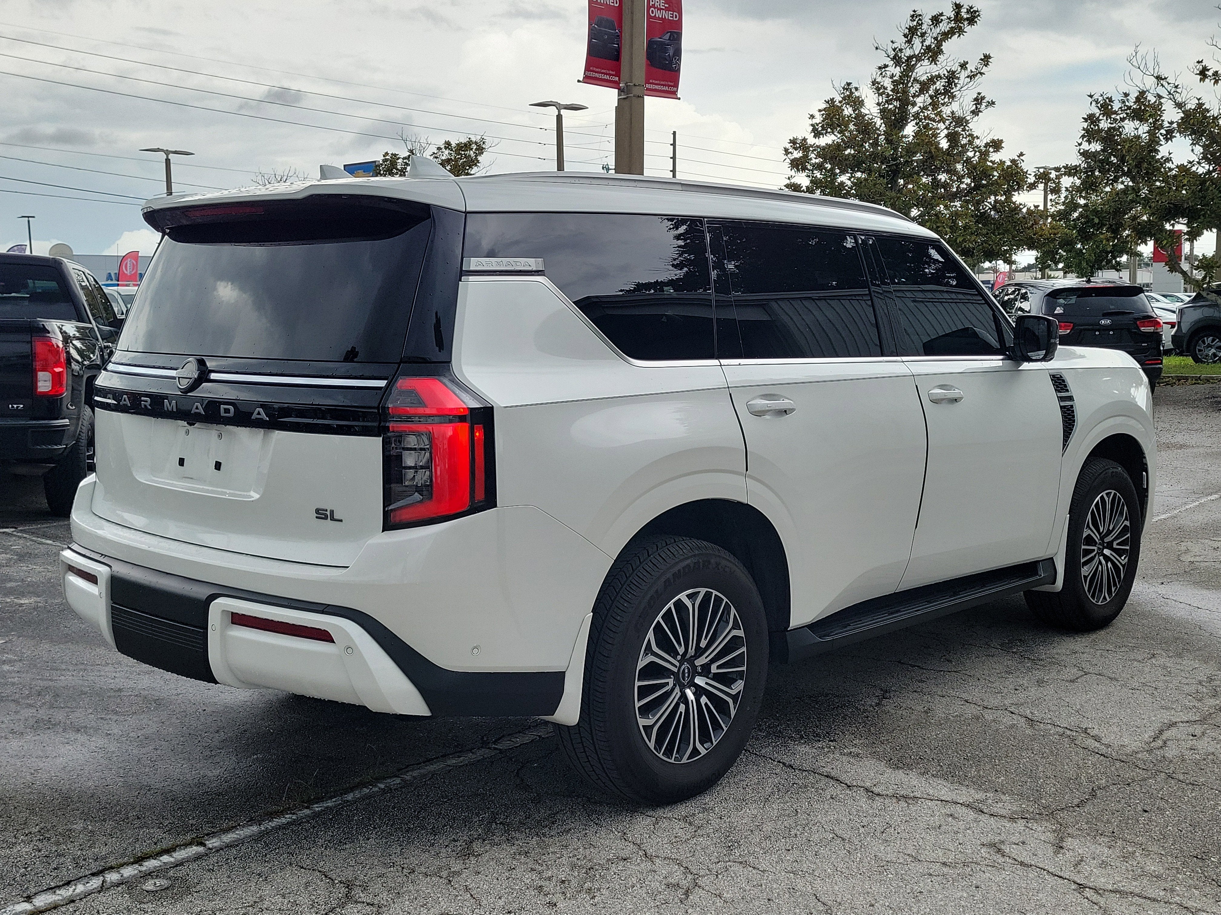 2025 Nissan Armada SL