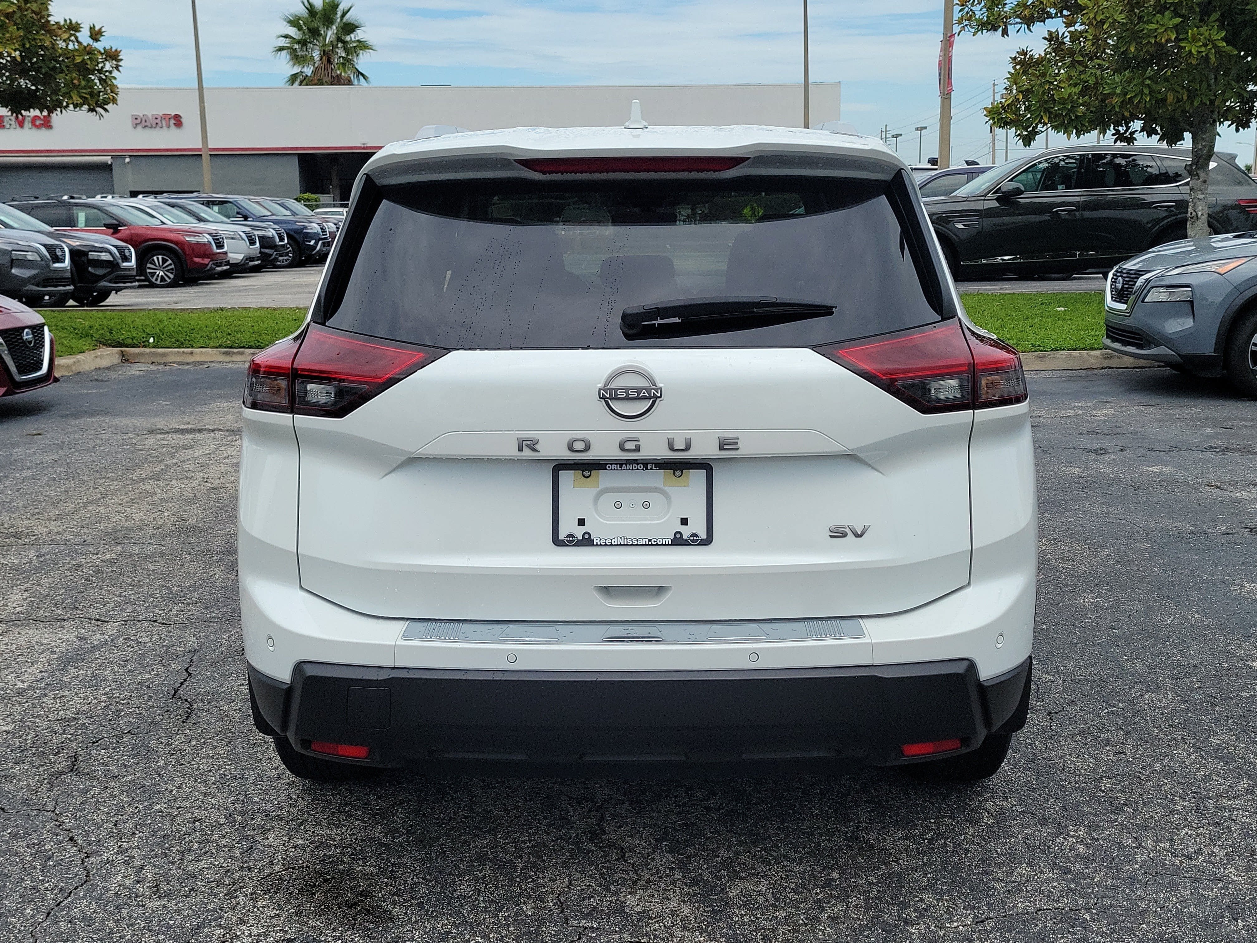 2024 Nissan Rogue SV