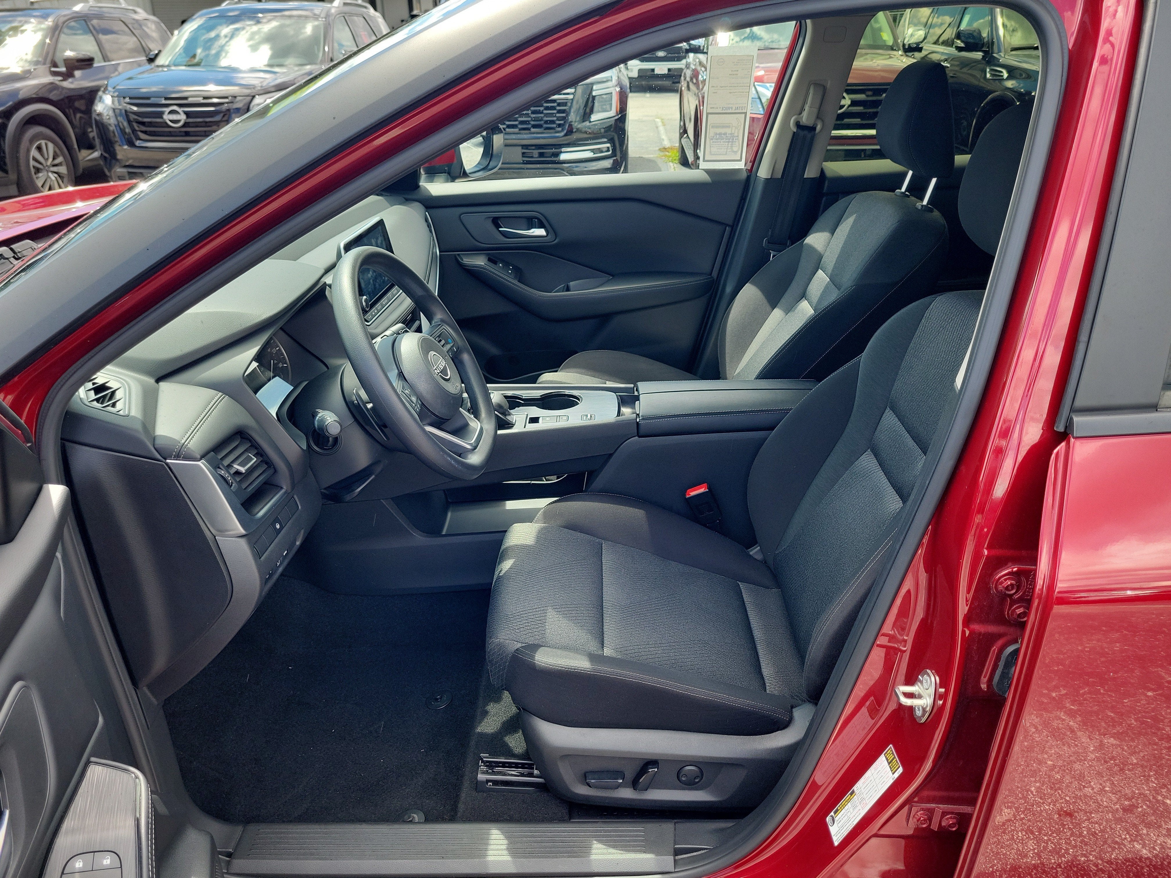 2024 Nissan Rogue SV