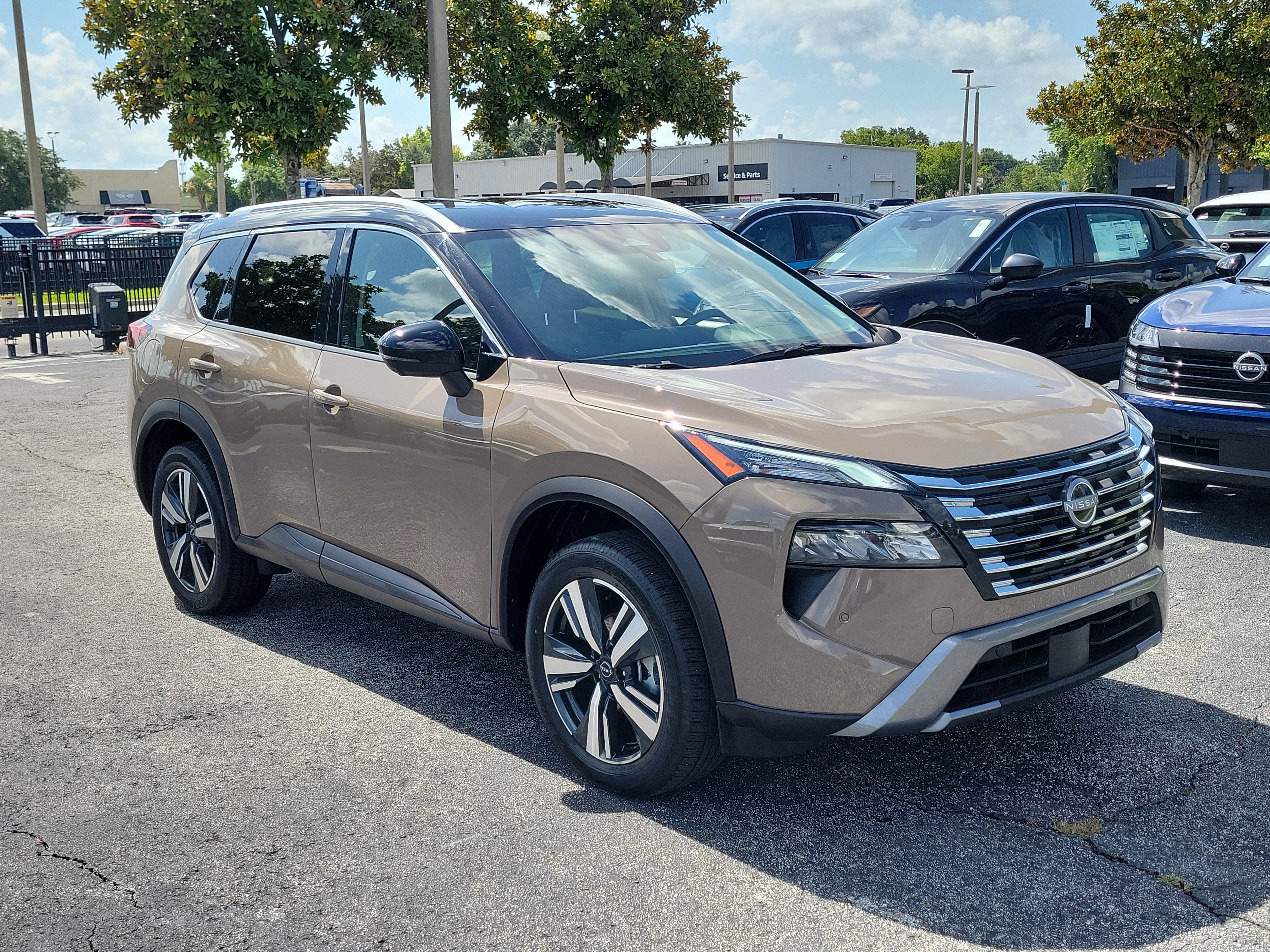 2025 Nissan Rogue SL
