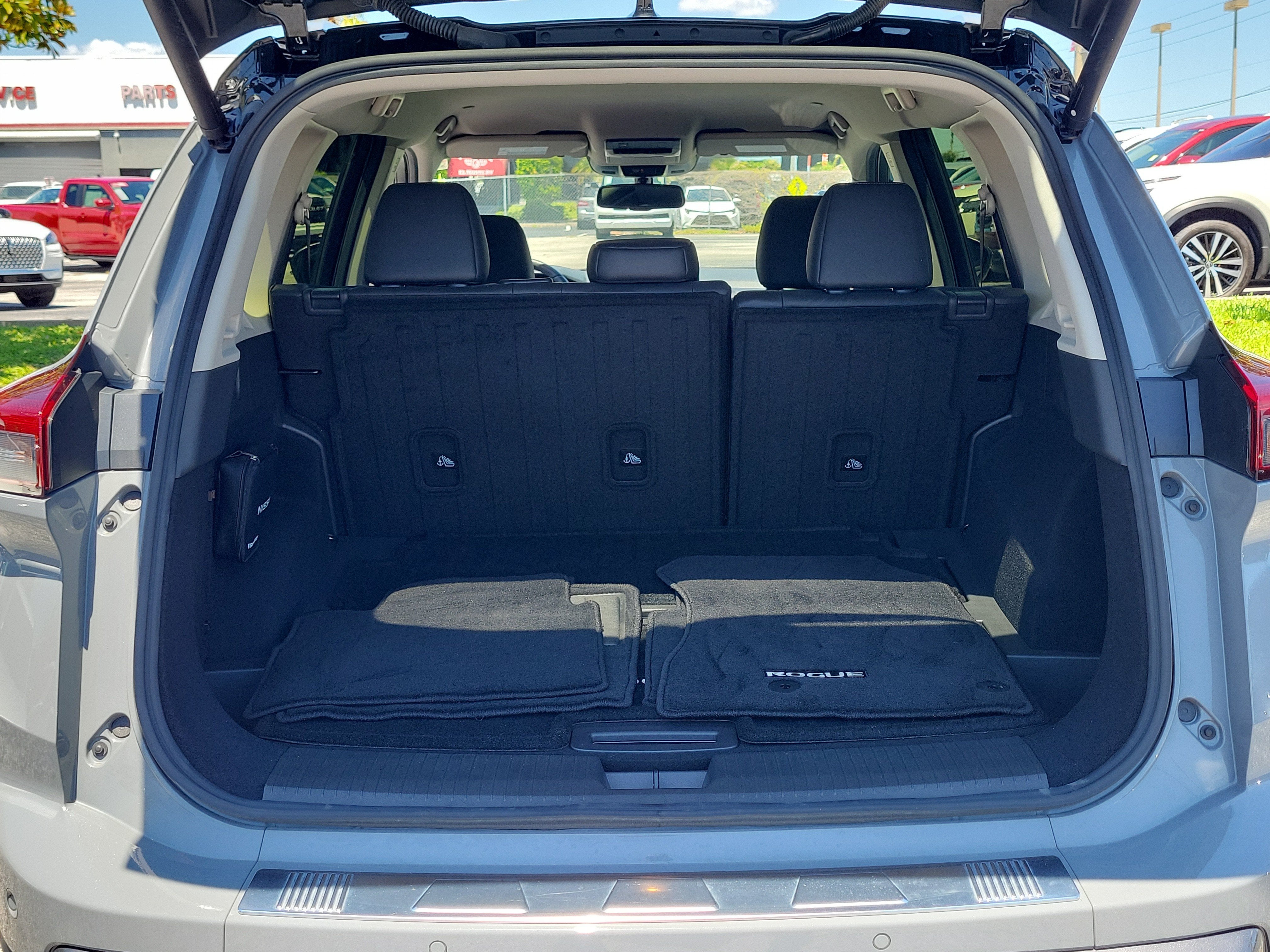 2024 Nissan Rogue SL