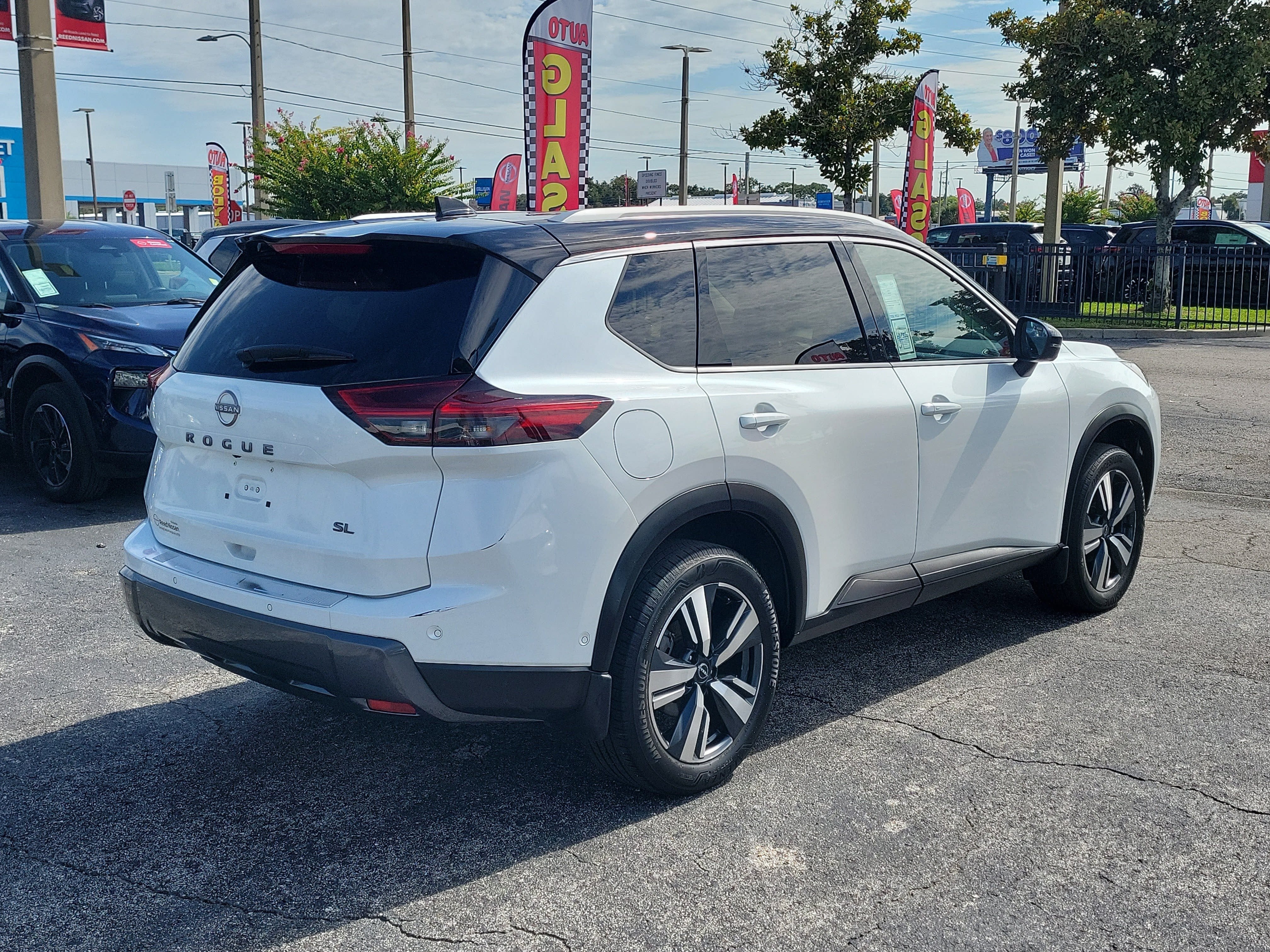 2025 Nissan Rogue SL
