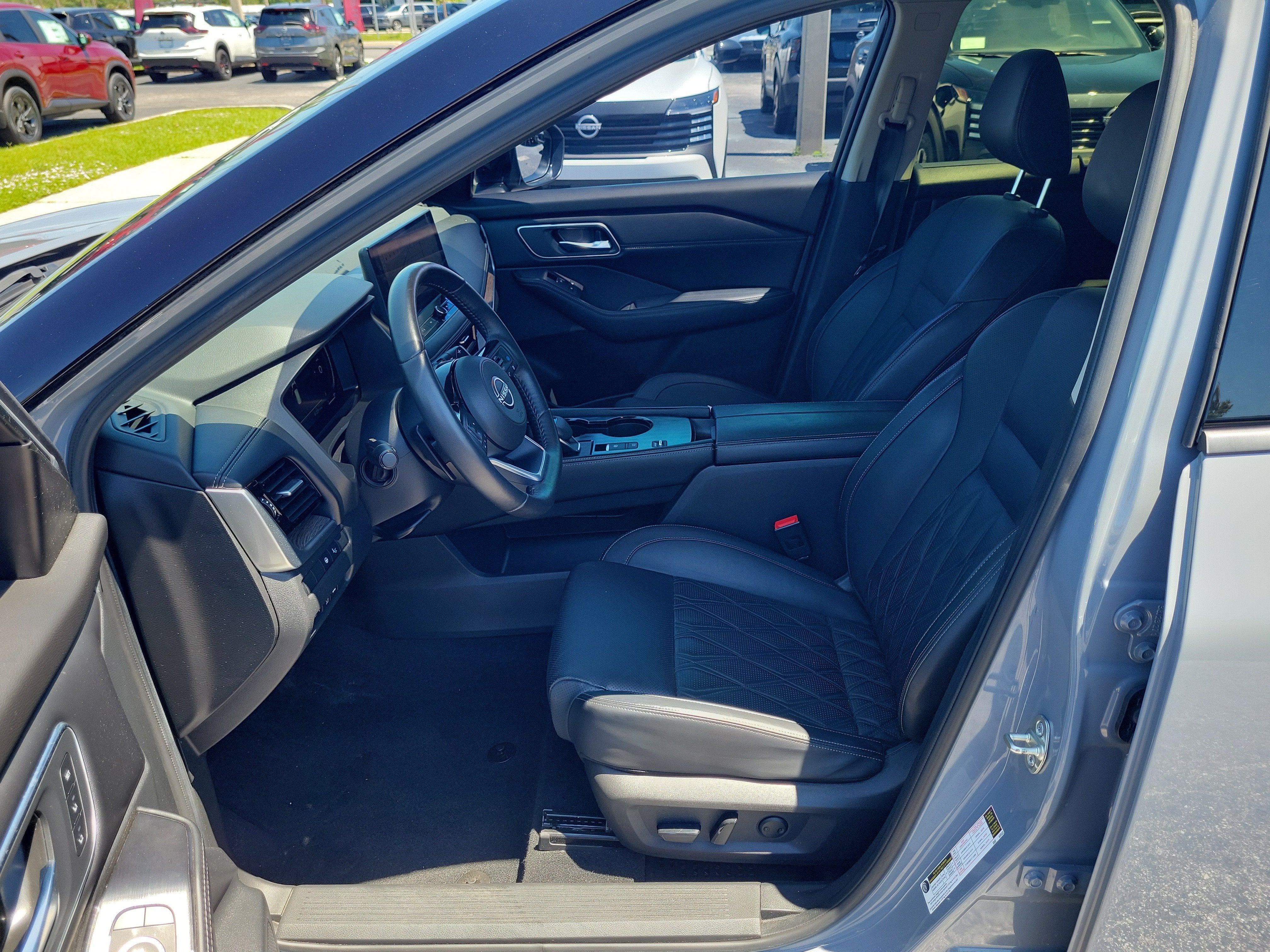 2024 Nissan Rogue Platinum