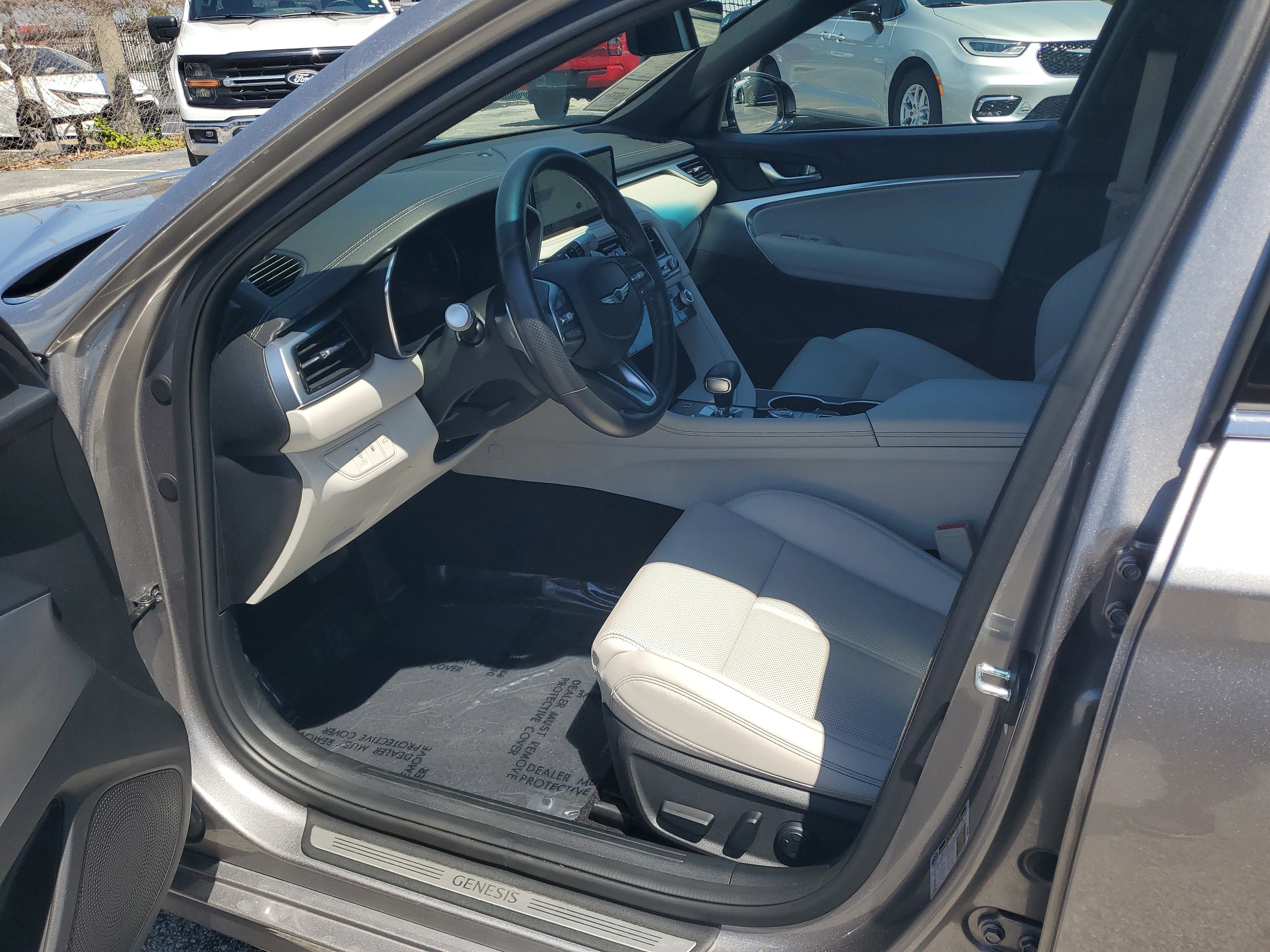 2025 Genesis G70 2.5T