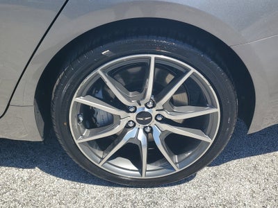 2025 Genesis G70 2.5T