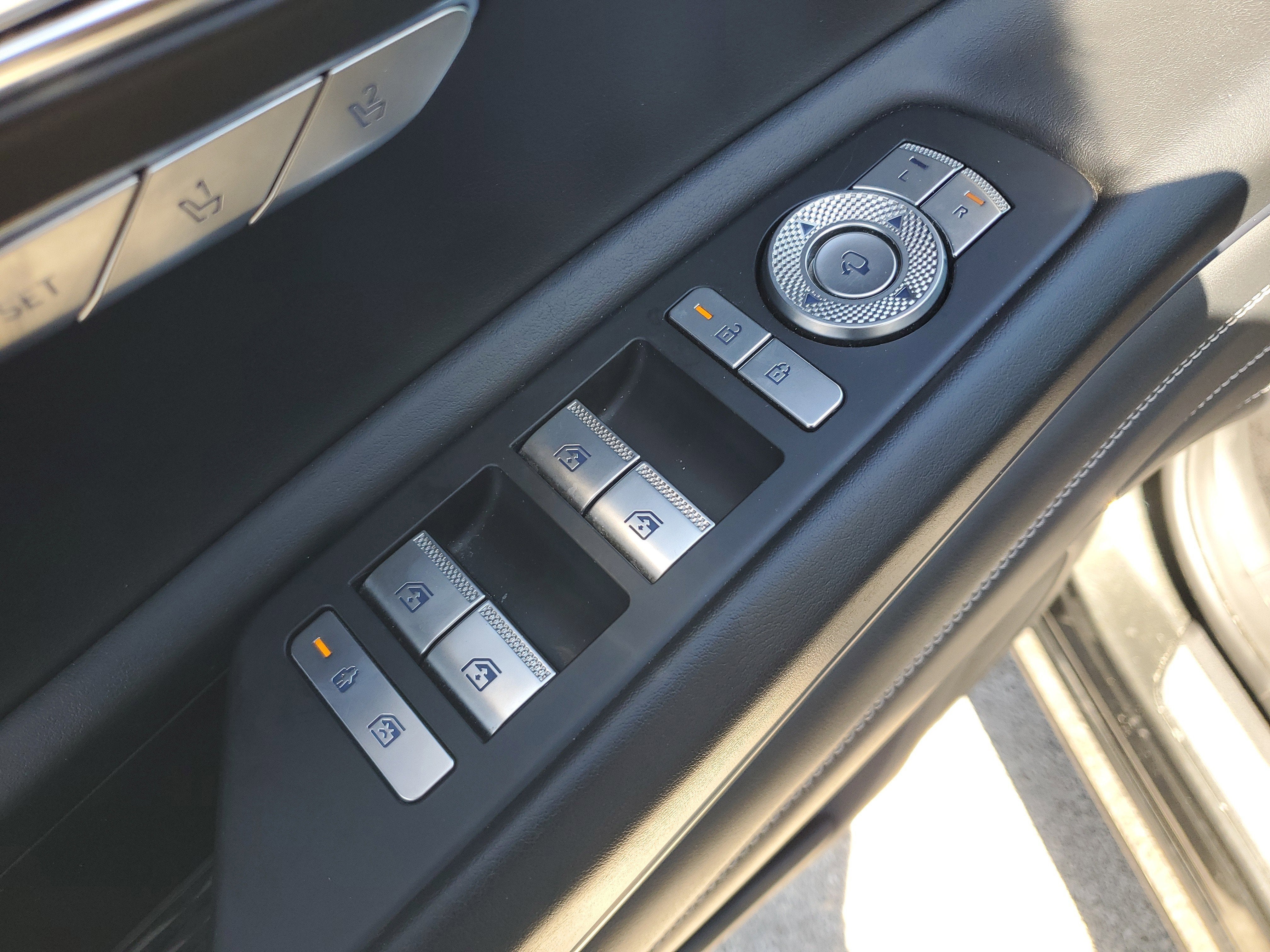 2025 Genesis GV80 2.5T Standard