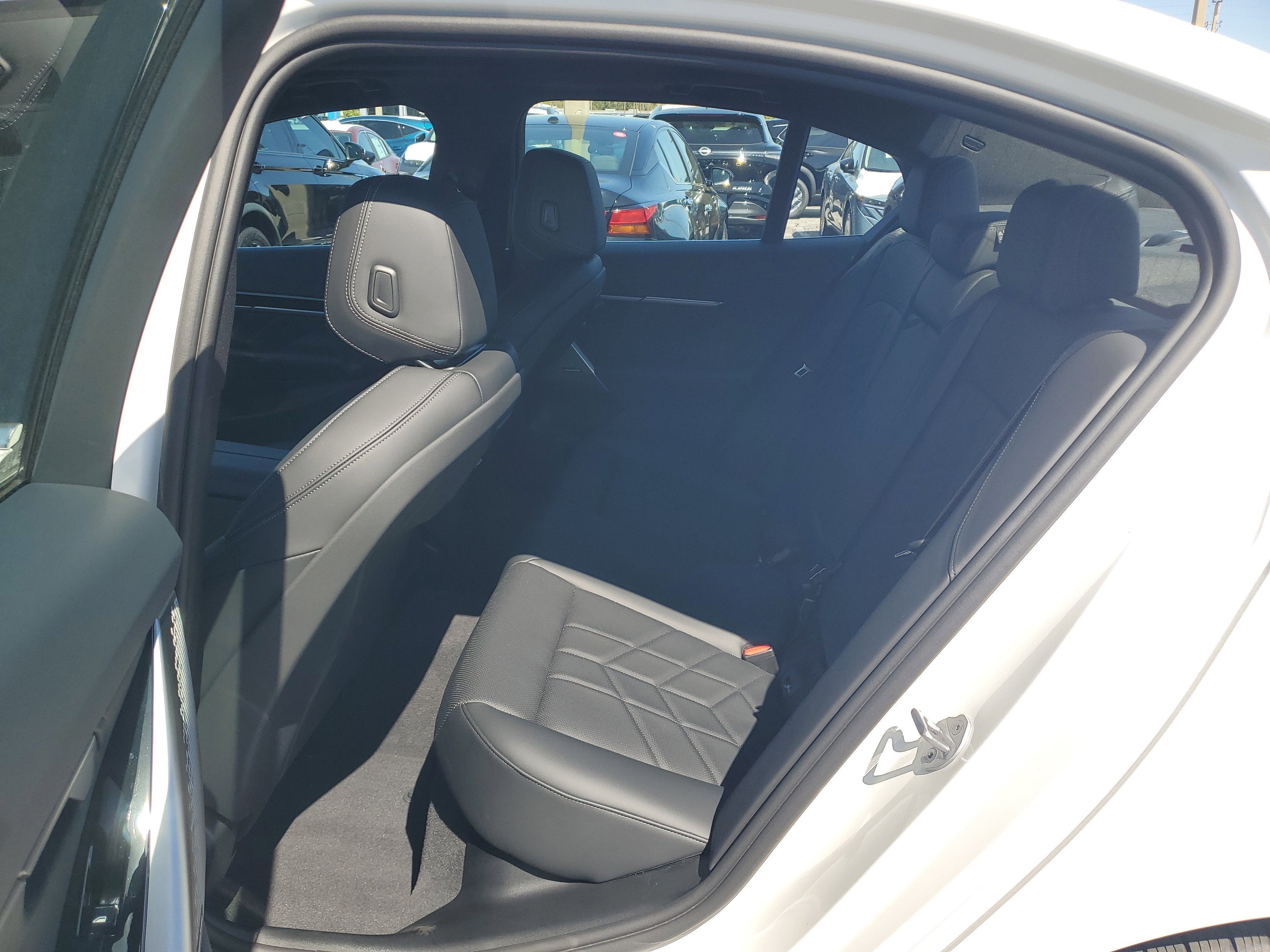 2026 BMW 5 Series 530i xDrive