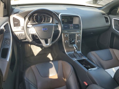 2016 Volvo XC60 T5 Drive-E Premier