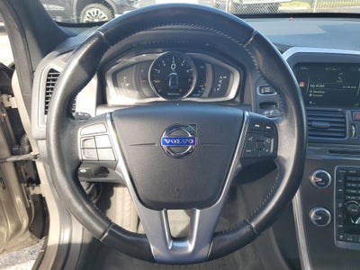 2016 Volvo XC60 T5 Drive-E Premier