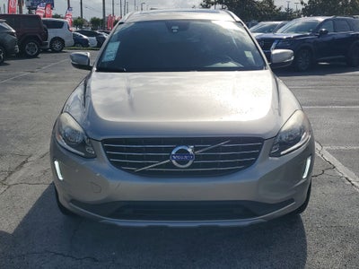 2016 Volvo XC60 T5 Drive-E Premier