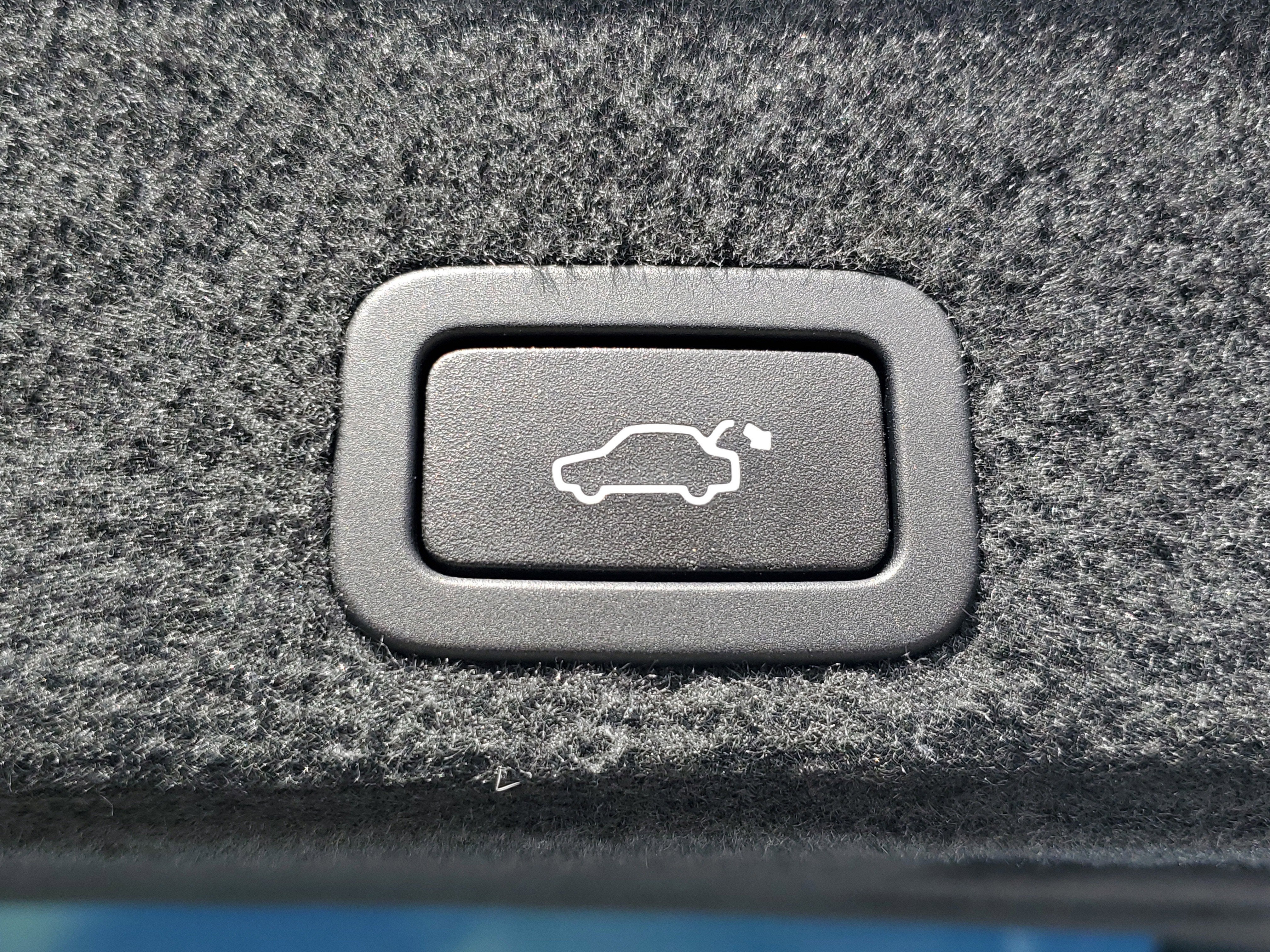 2016 Volvo XC60 T5 Drive-E Premier