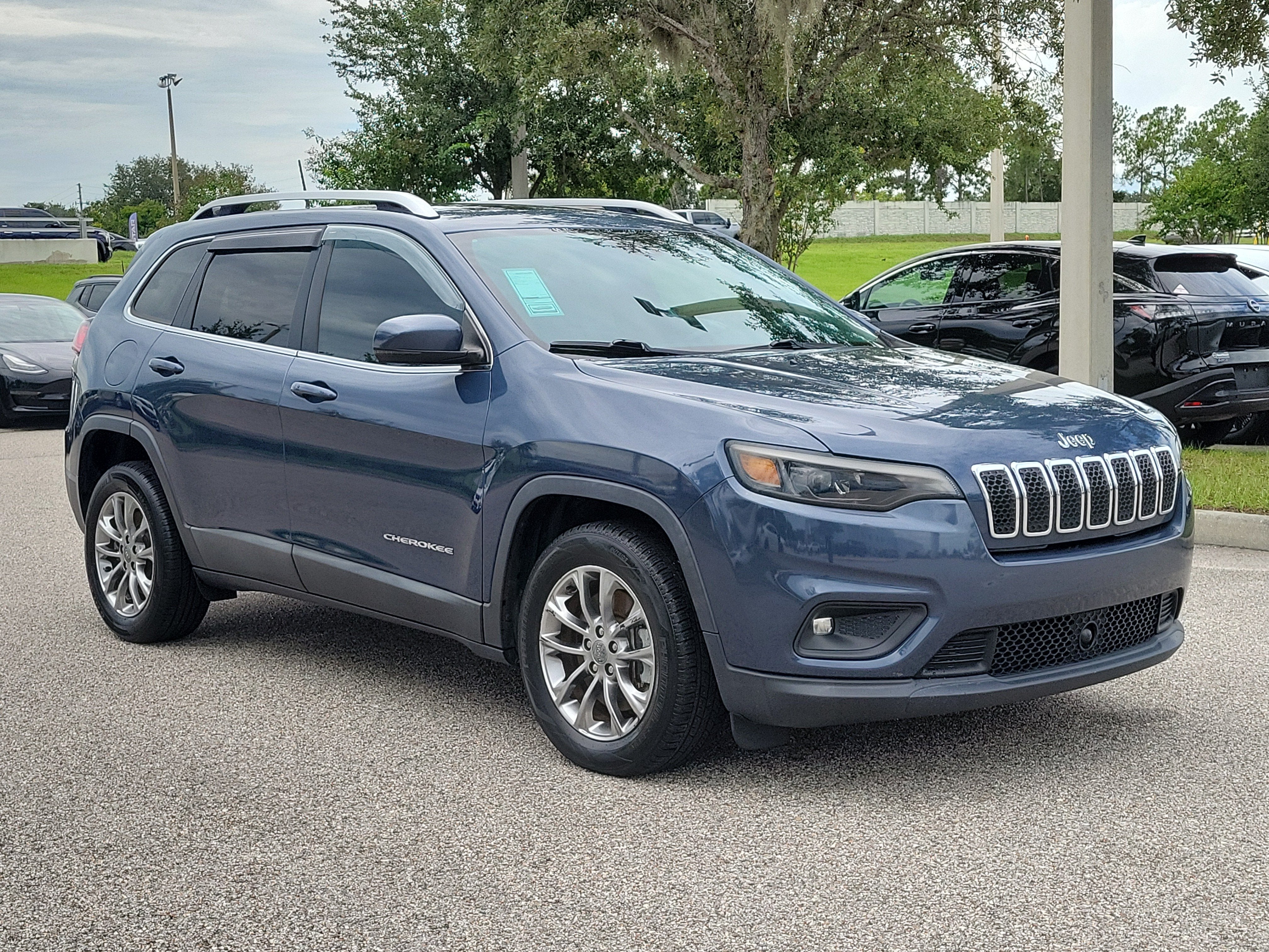 2021 Jeep Cherokee Latitude Lux