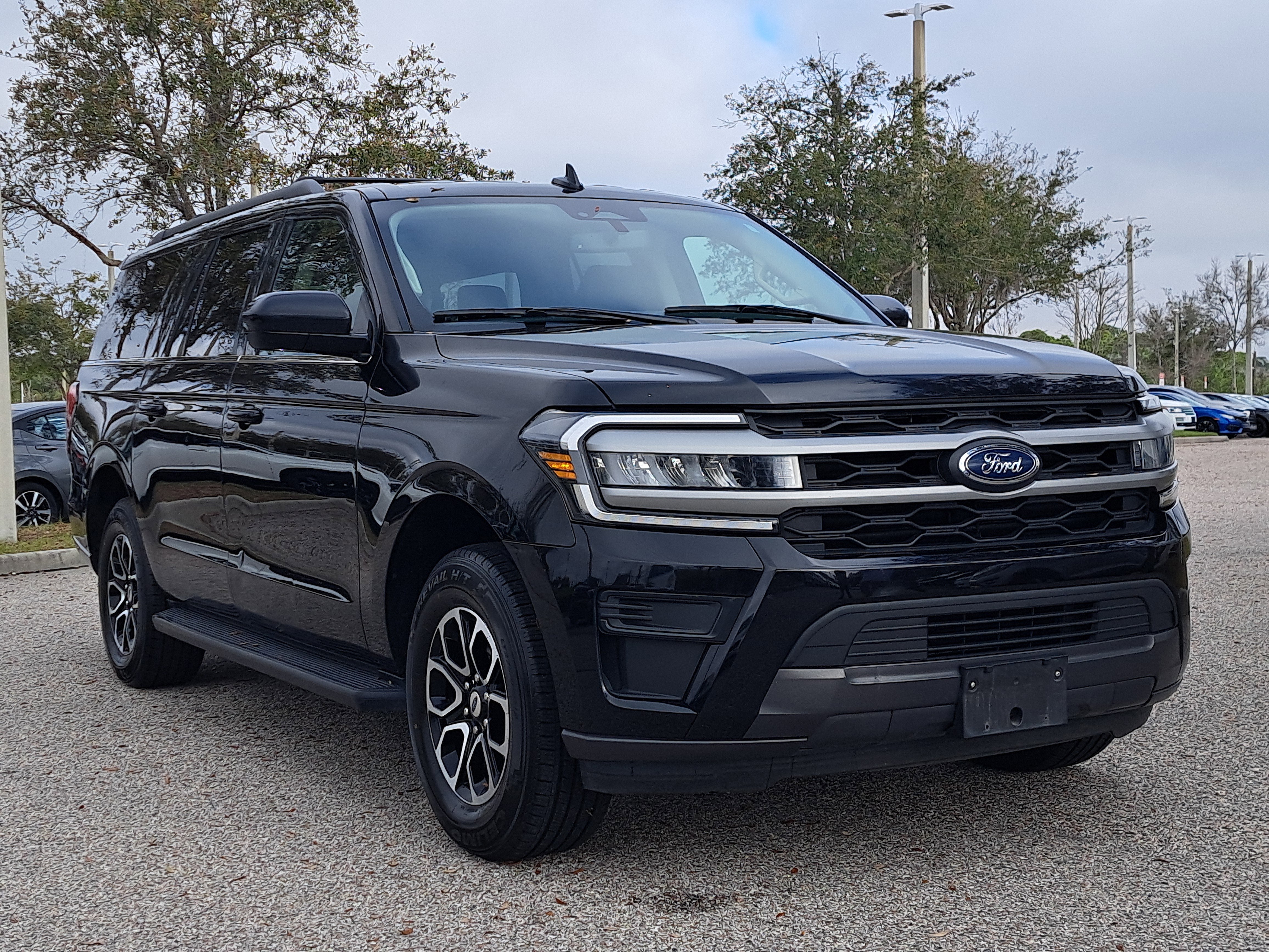 2024 Ford Expedition Max XLT