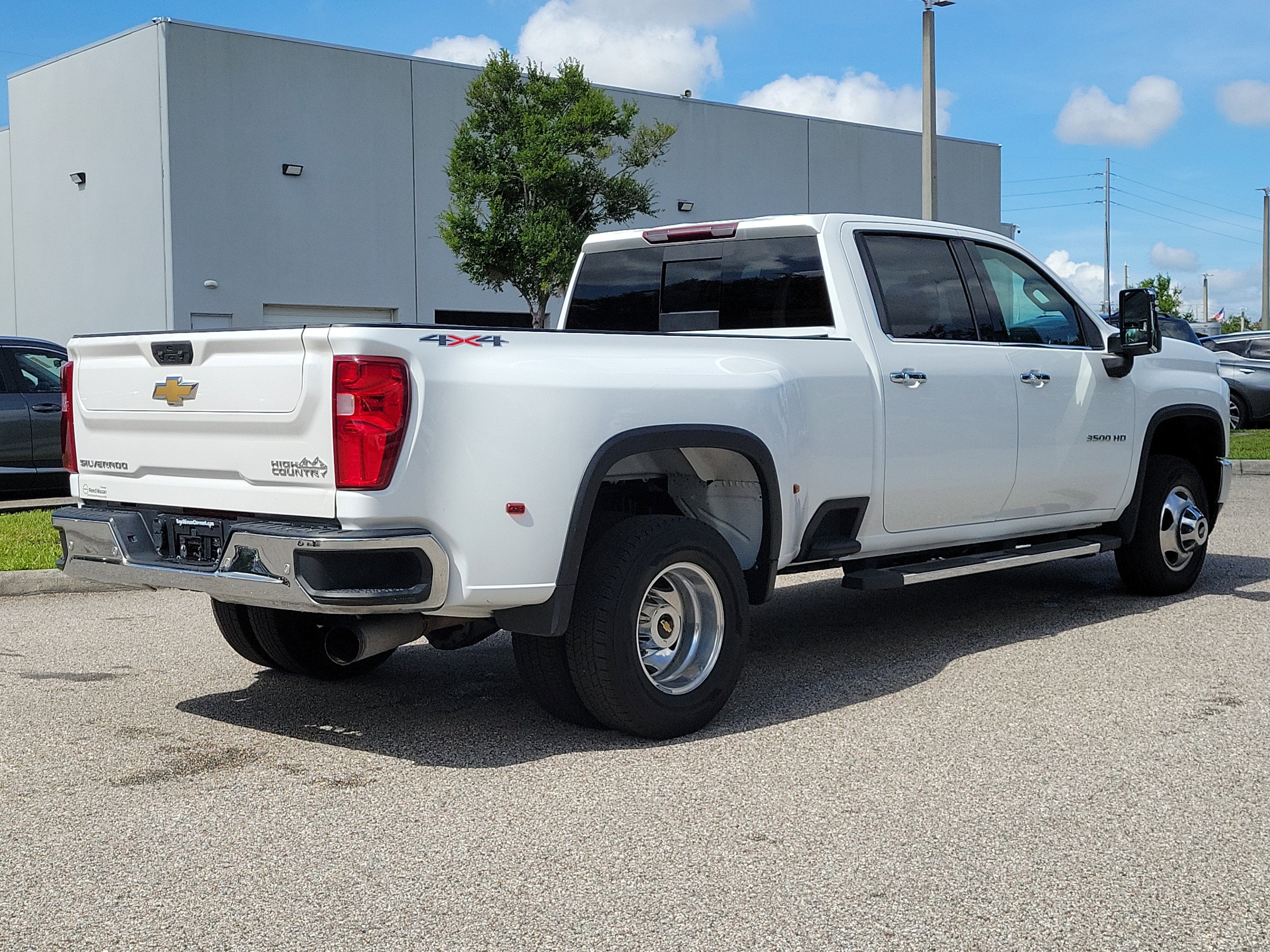 2022 Chevrolet Silverado 3500HD LTZ